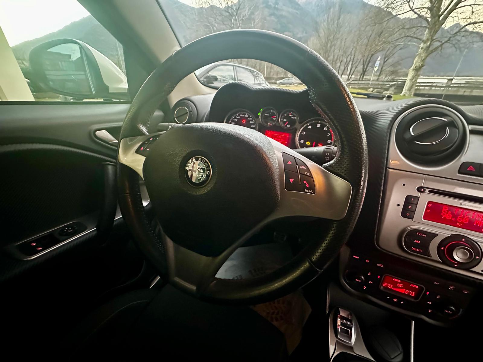 ALFA ROMEO MiTo 1.4 TB Distinctive-image-17