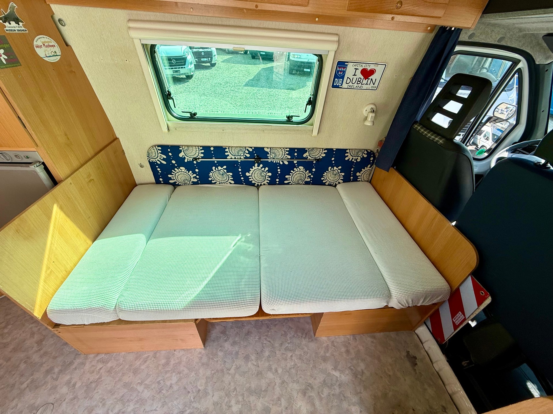 PEUGEOT Camp 560-image-9