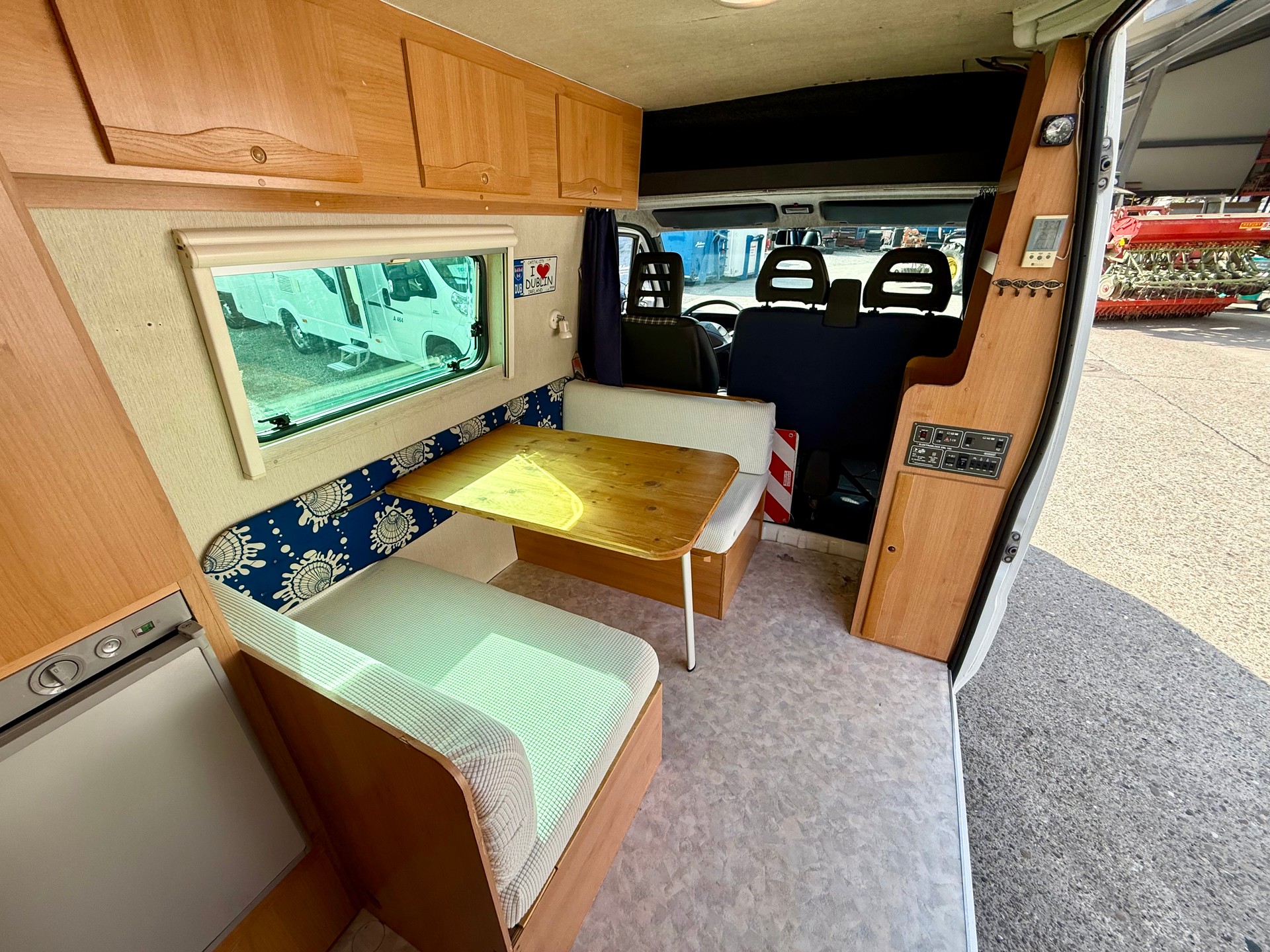 PEUGEOT Camp 560-image-6