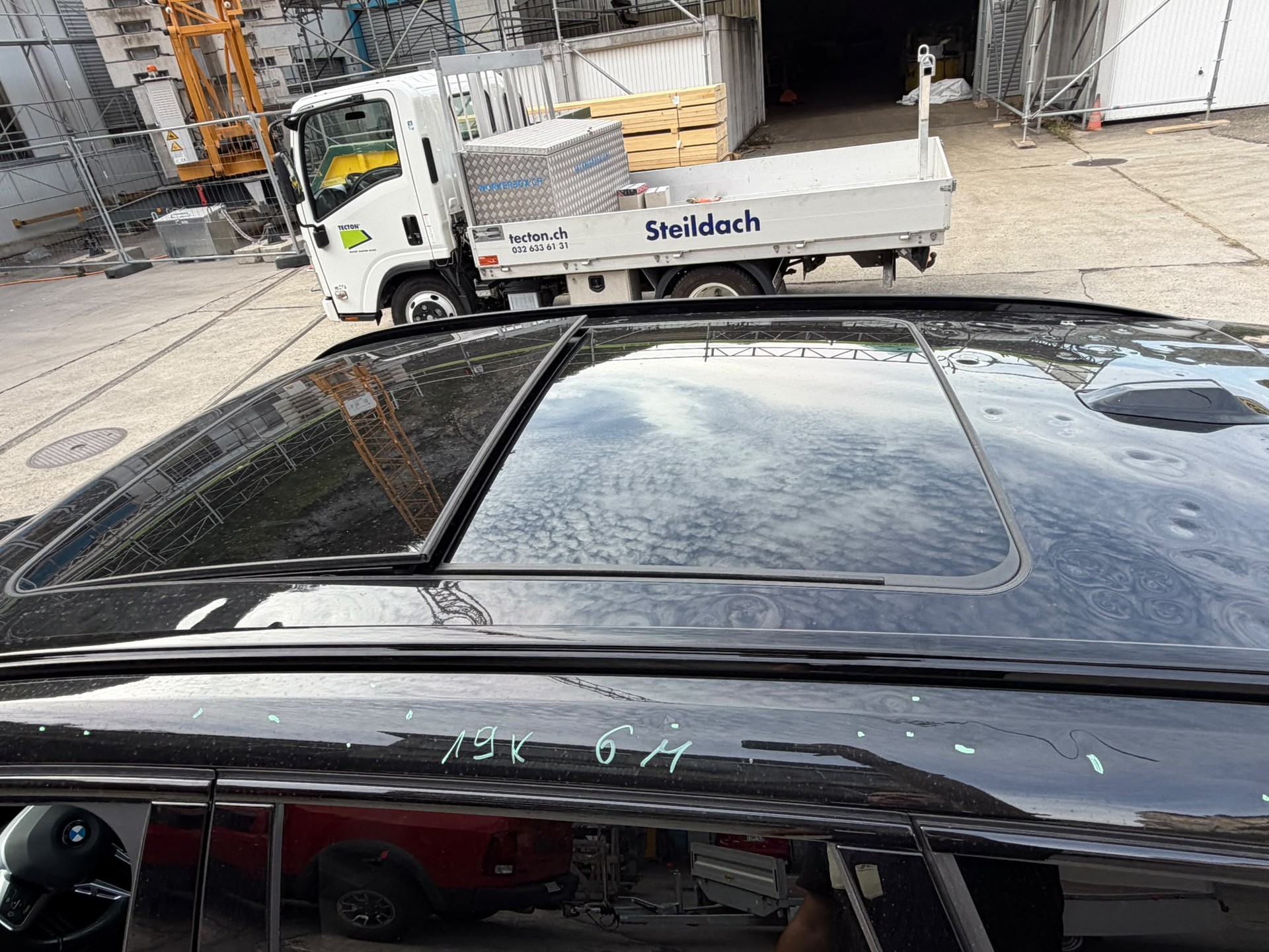 BMW X1 xDrive 23d 48V-image-11
