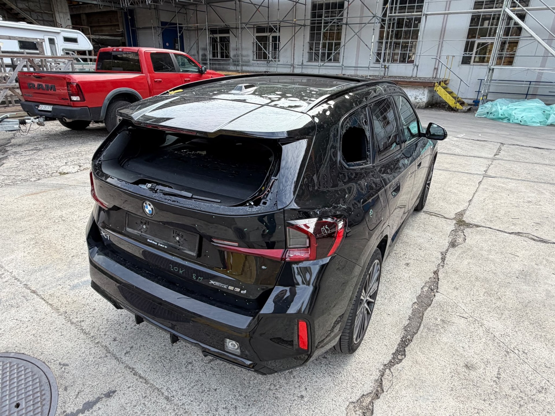 BMW X1 xDrive 23d 48V-image-6