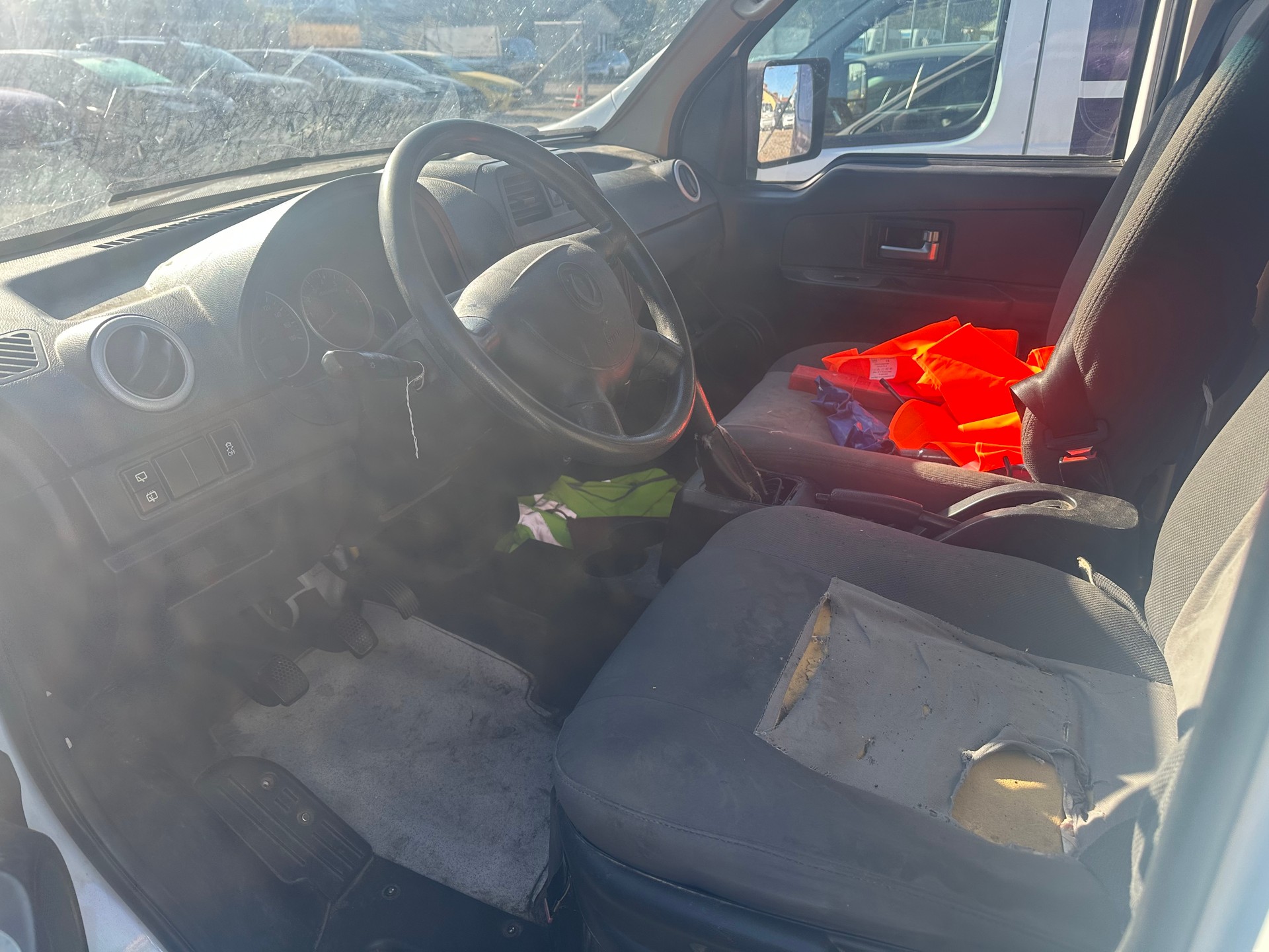 DFSK C35 1.5 Kasten-image-4