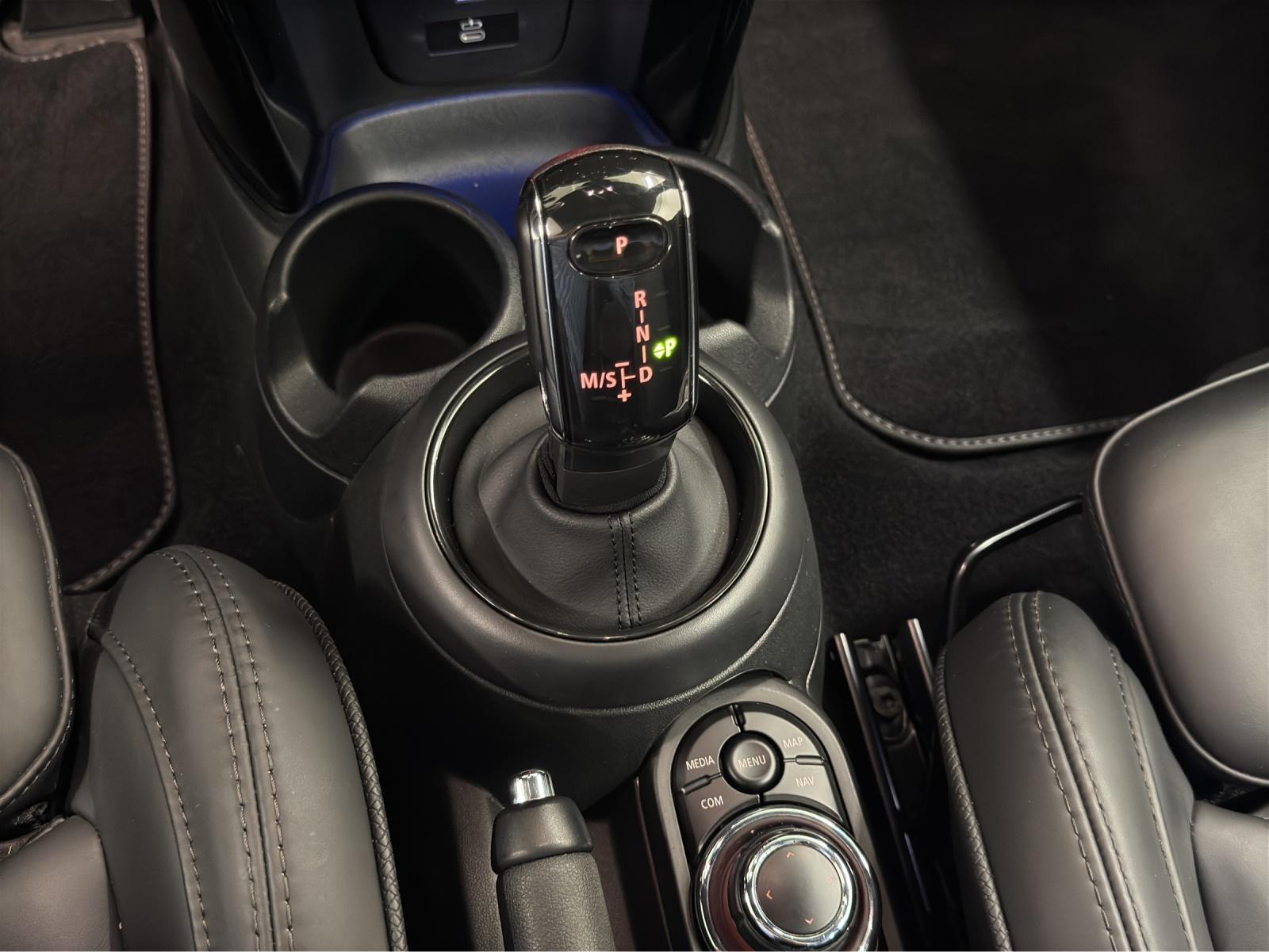 MINI 2.0i Cooper S DKG-image-18