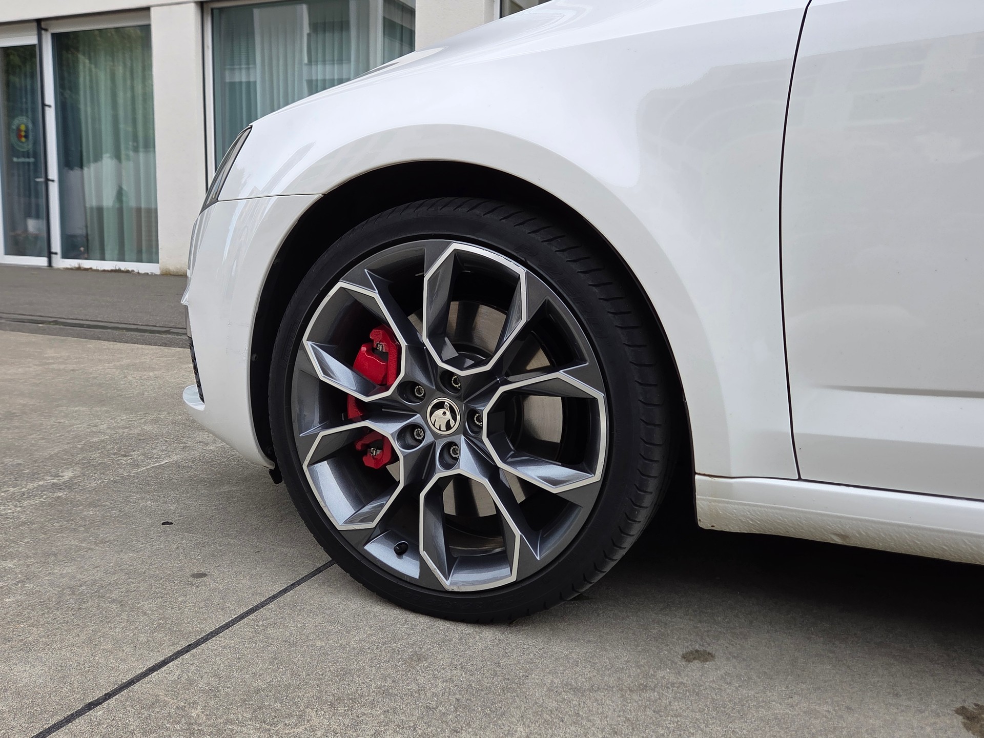 SKODA Octavia Combi 2.0 TDI RS-image-6