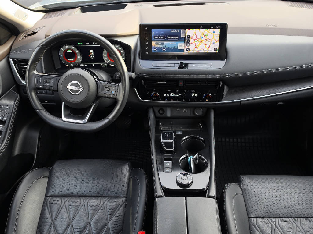 NISSAN X-Trail 1.5 VC-T Tekna+ e-4orce 7P-image-4