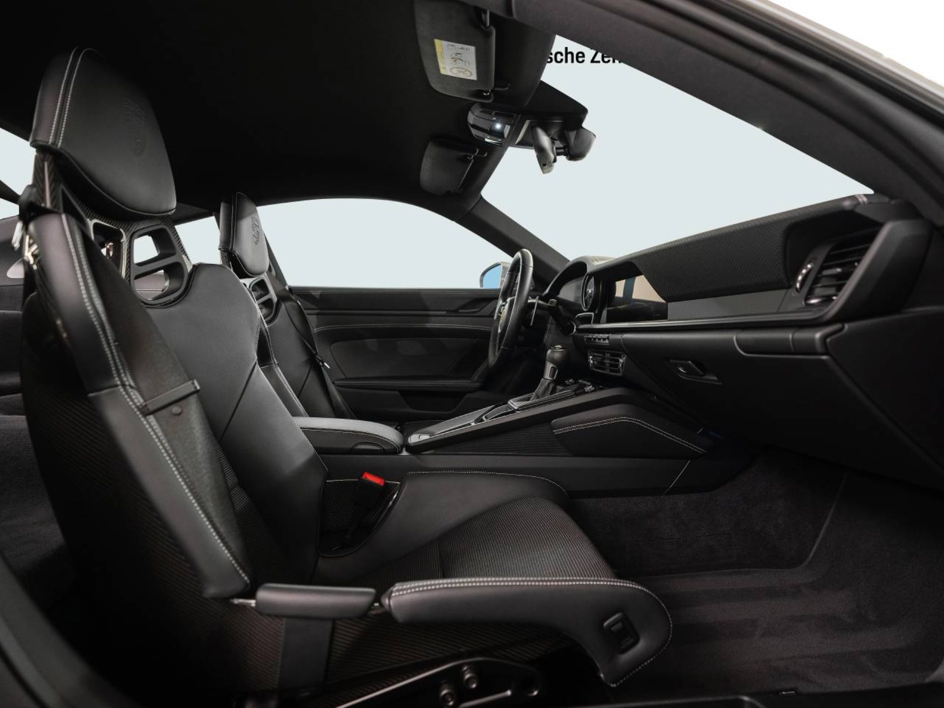 PORSCHE 911 GT3 mit Touring-Paket-image-19