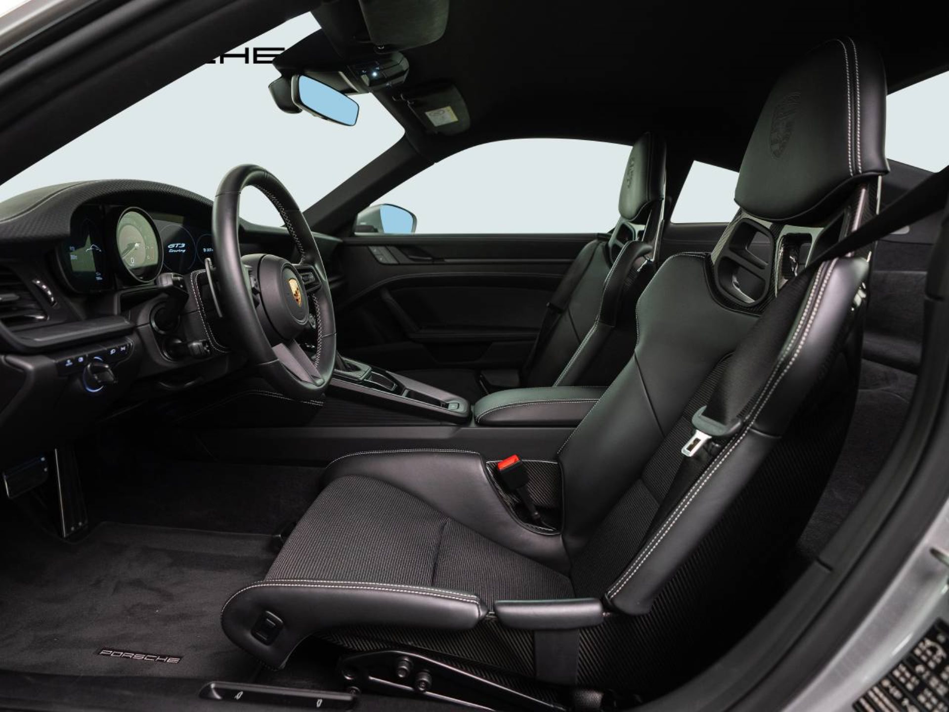 PORSCHE 911 GT3 mit Touring-Paket-image-15