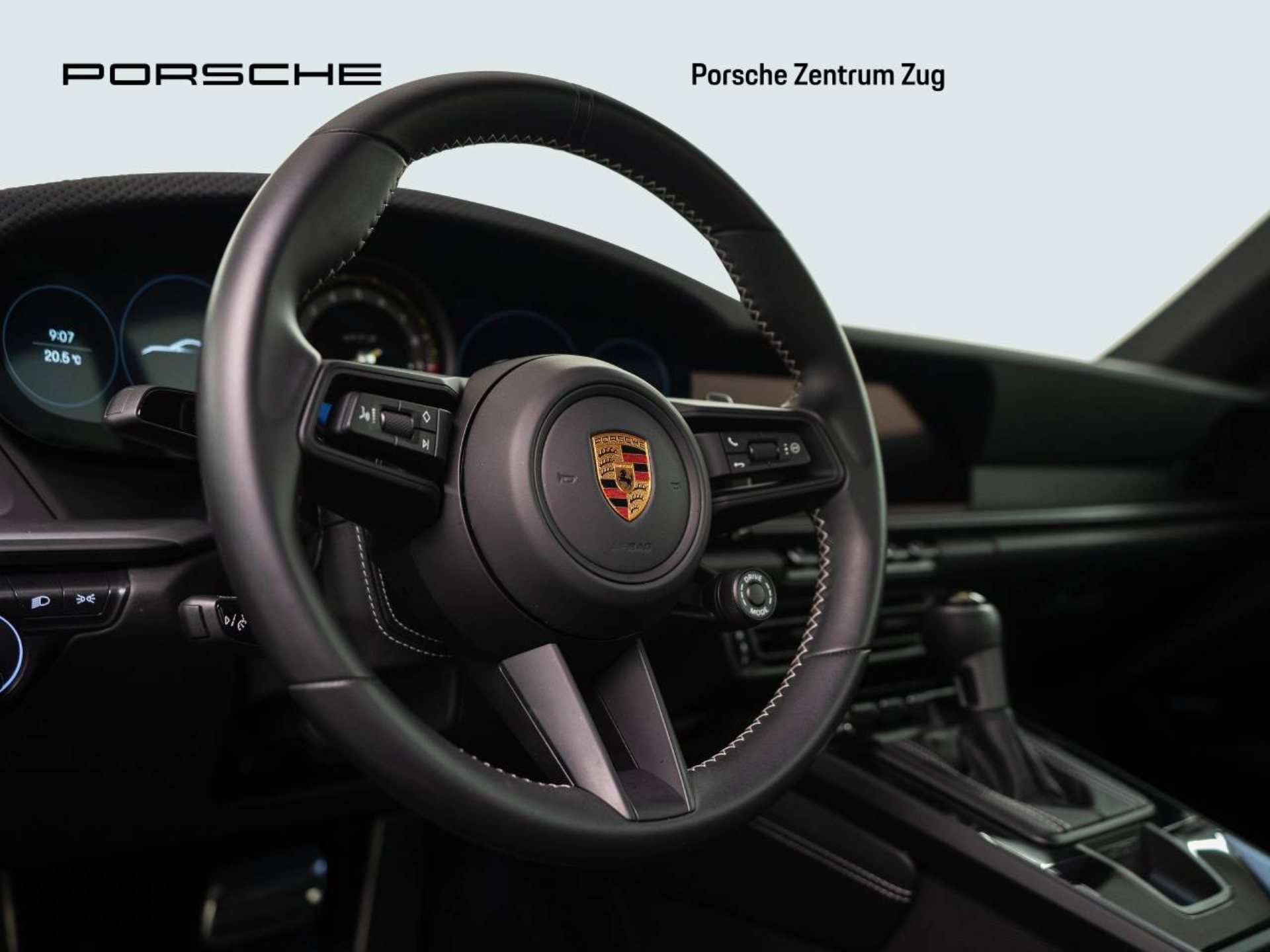 PORSCHE 911 GT3 mit Touring-Paket-image-16