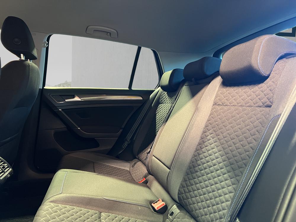 VW Golf 1.5 TSI EVO Comfortline DSG-image-6