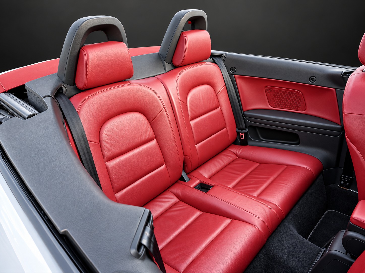 AUDI A3 Cabriolet 2.0 TFSI Ambition S-tronic mit 200 PS-image-11