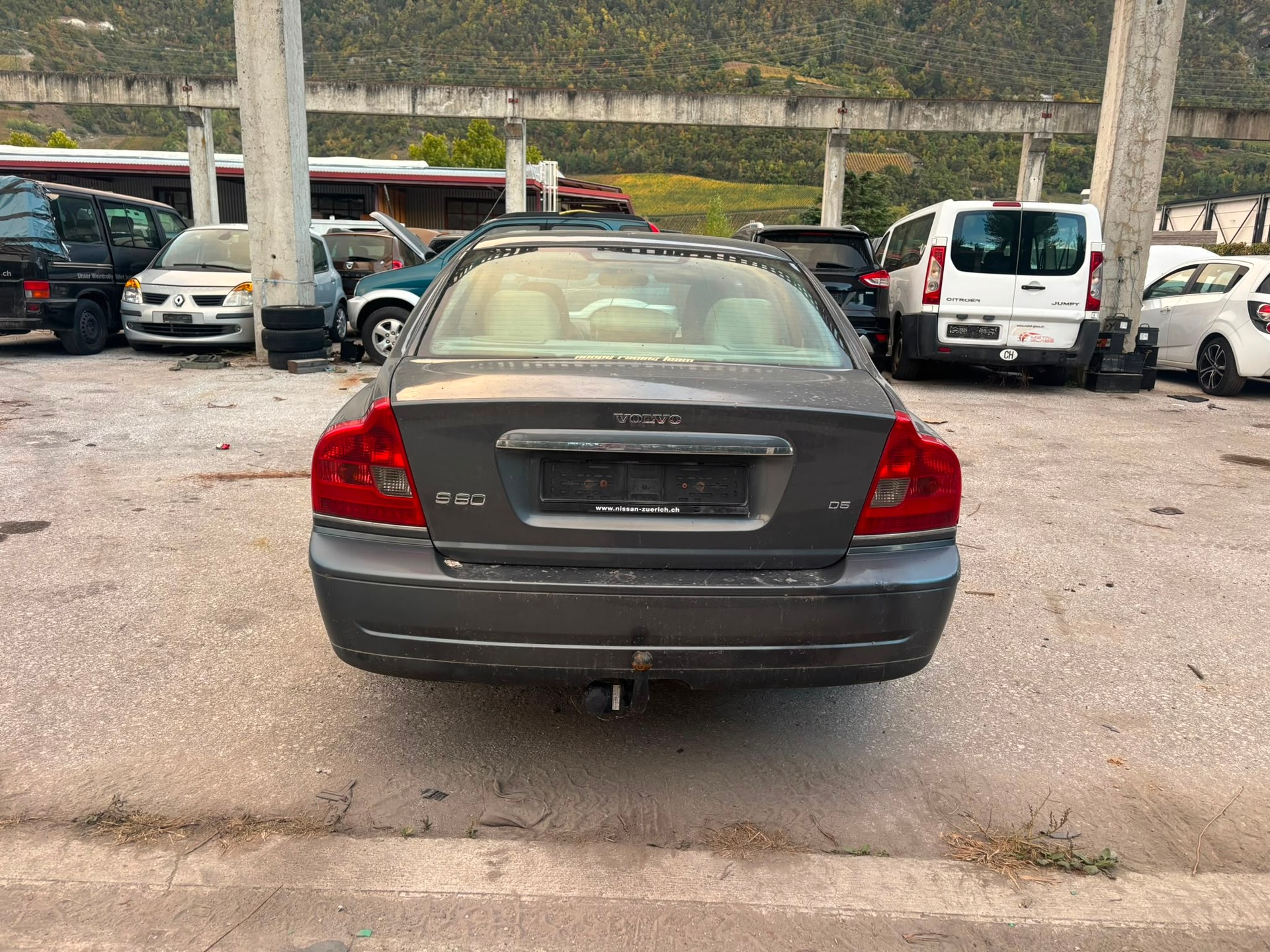 VOLVO S80 D5 Kinetic-image-2