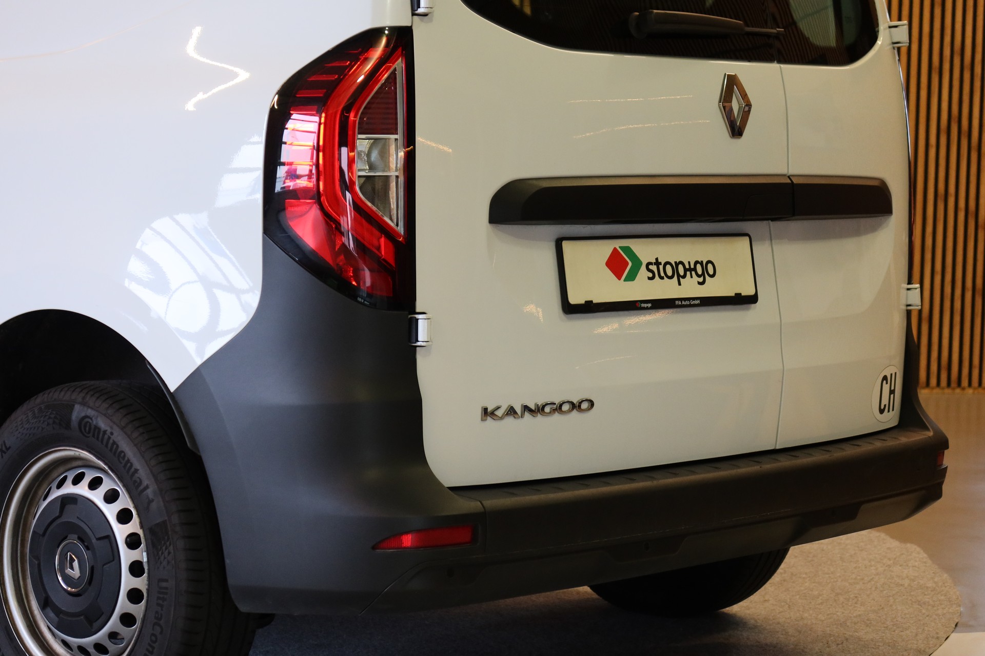 RENAULT Kangoo Van 1.5 dCi 95 Extra-image-9