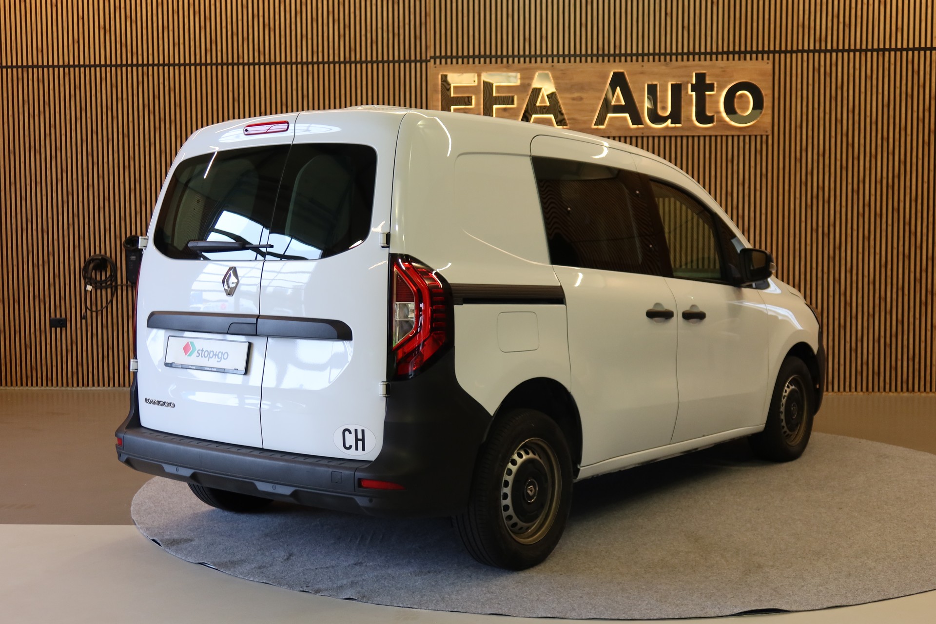 RENAULT Kangoo Van 1.5 dCi 95 Extra-image-5