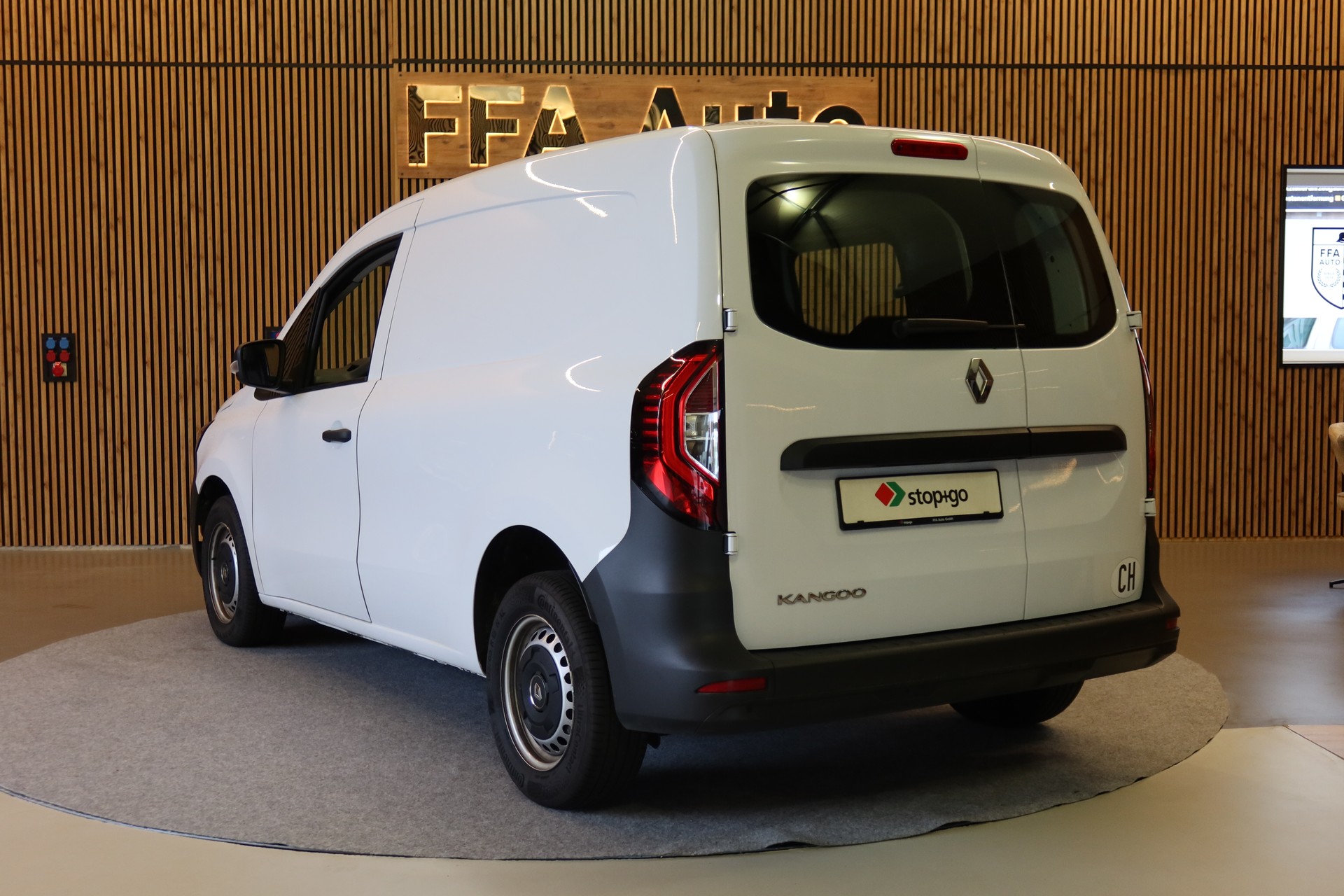 RENAULT Kangoo Van 1.5 dCi 95 Extra-image-8