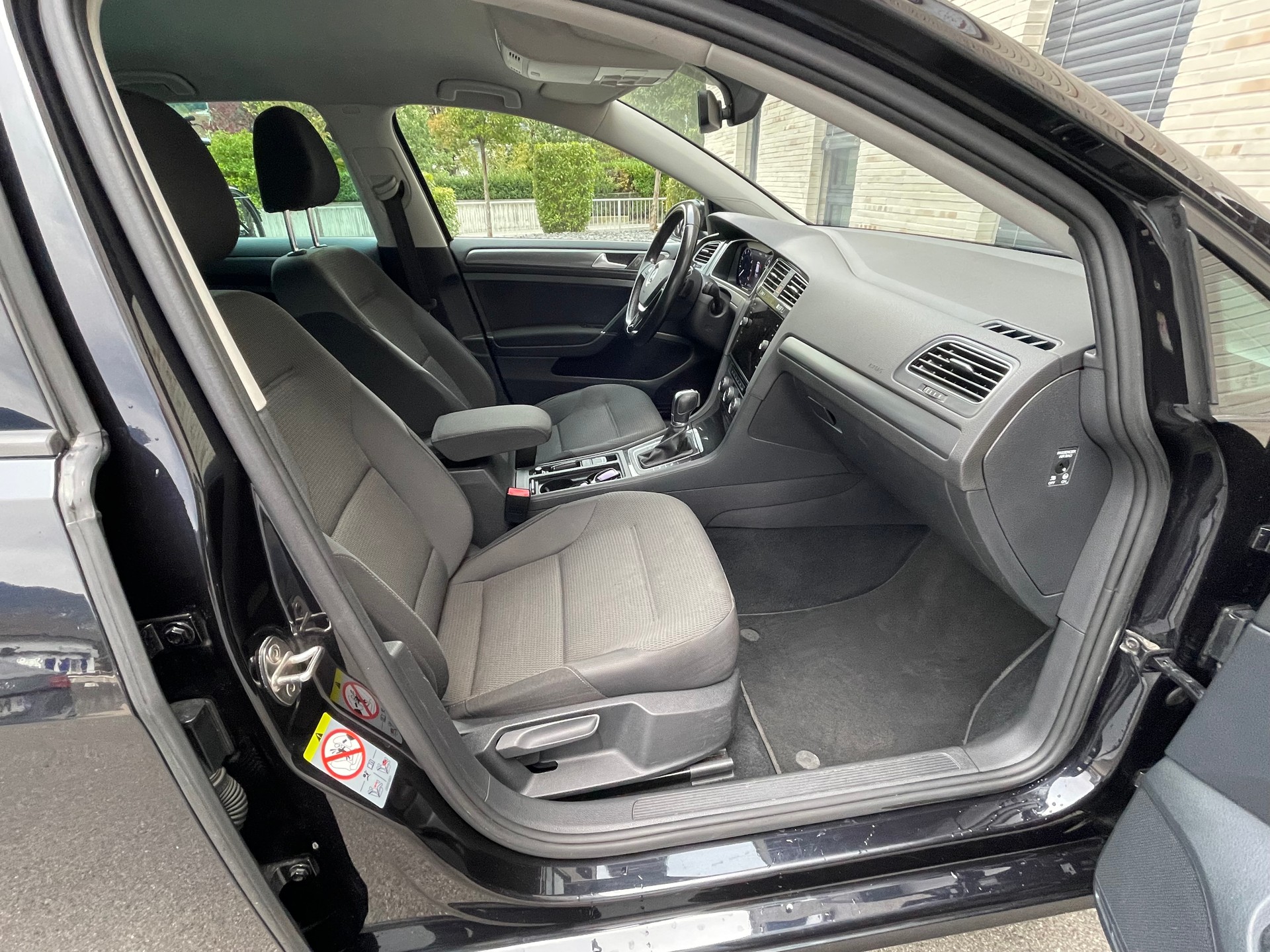VW Golf 1.4 TSI Highline DSG-image-14