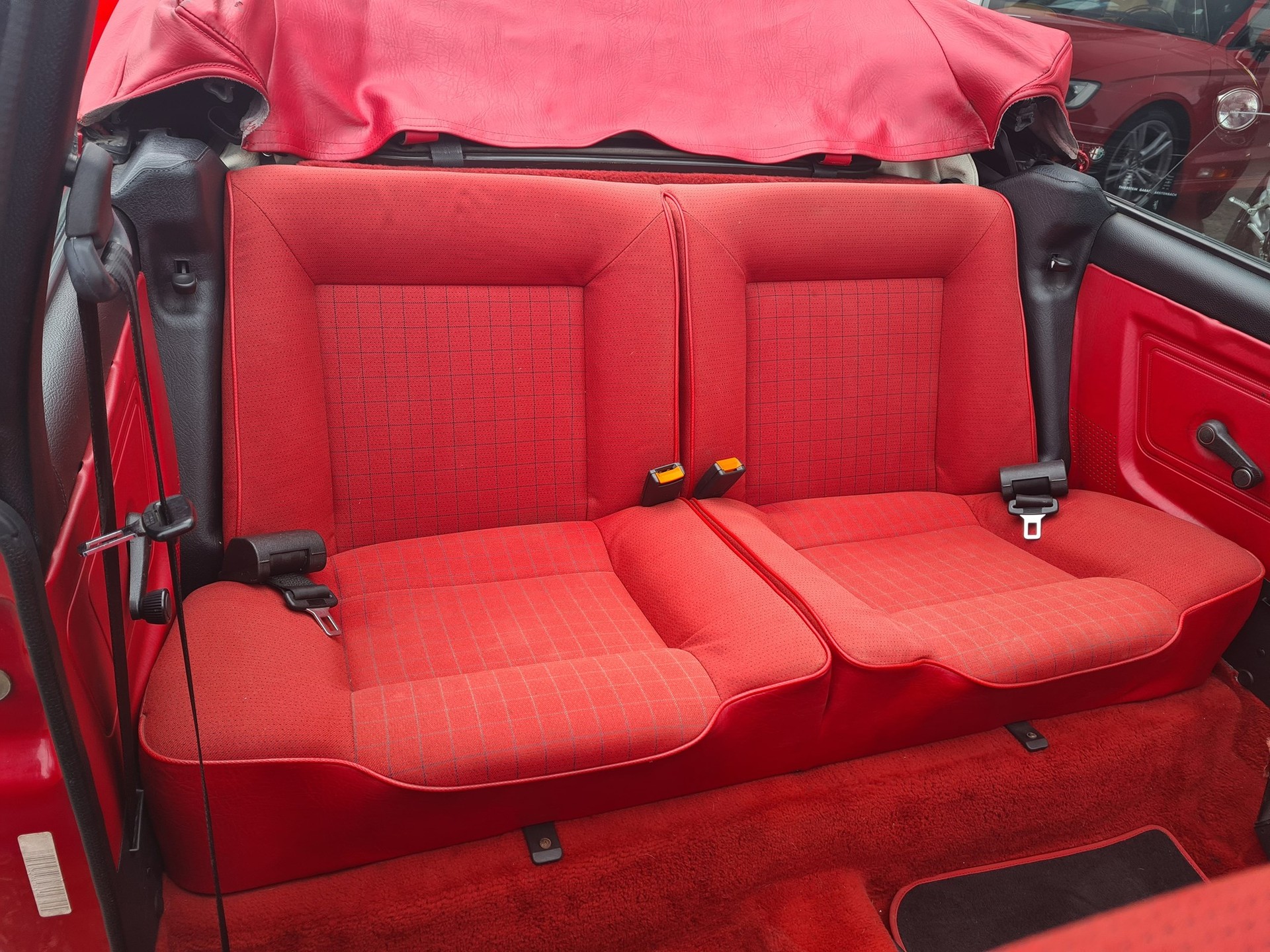 VW Golf Cabriolet 1800 (GL)-image-12