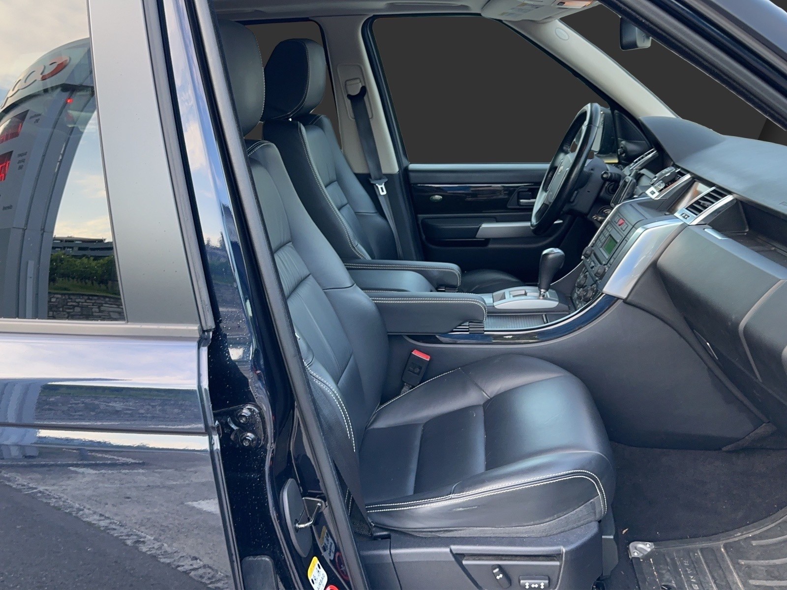 LAND ROVER Range Rover Sport 3.6 Td8 HSE Automatic-image-9