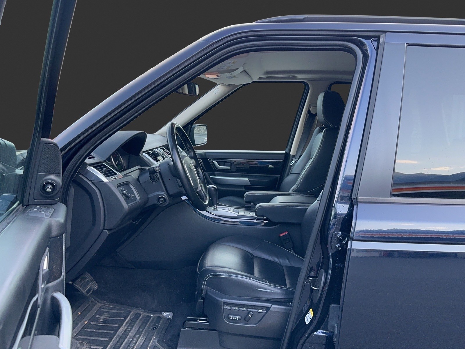 LAND ROVER Range Rover Sport 3.6 Td8 HSE Automatic-image-11