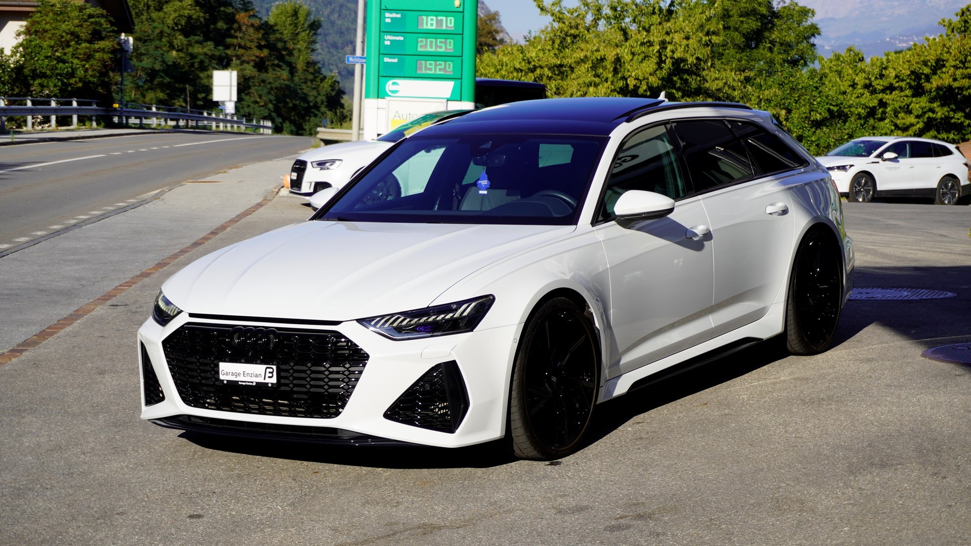 AUDI RS6 Avant 4.0 TFSI V8 quattro-image-11