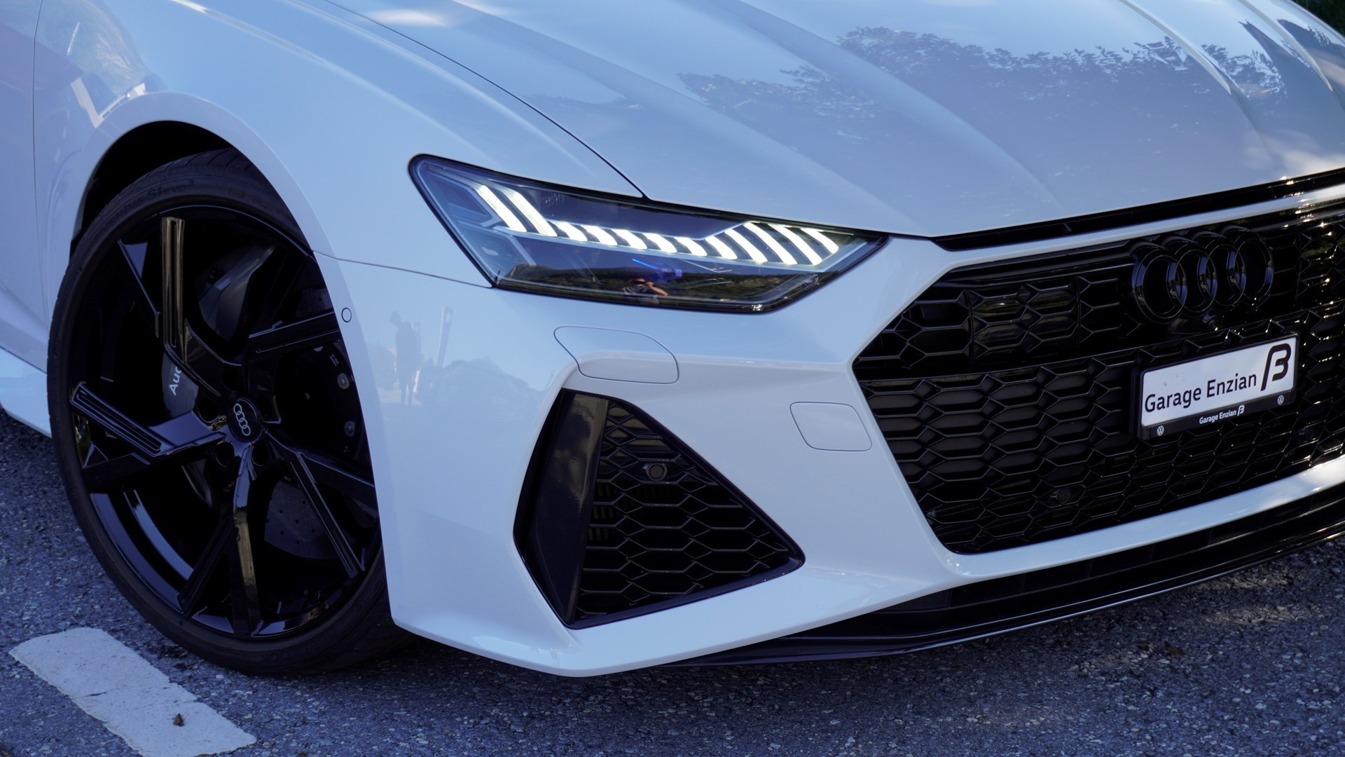 AUDI RS6 Avant 4.0 TFSI V8 quattro-image-7
