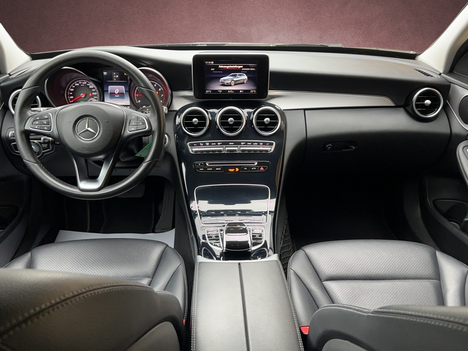 MERCEDES-BENZ C 180 AMG Line 9G-Tronic-image-8