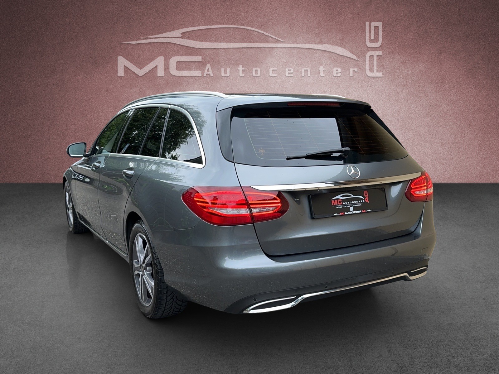 MERCEDES-BENZ C 180 AMG Line 9G-Tronic-image-2