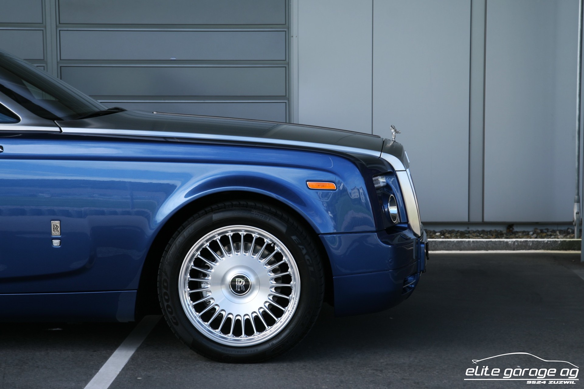 ROLLS-ROYCE Phantom 6.7 V12 Drophead Coupé-image-9