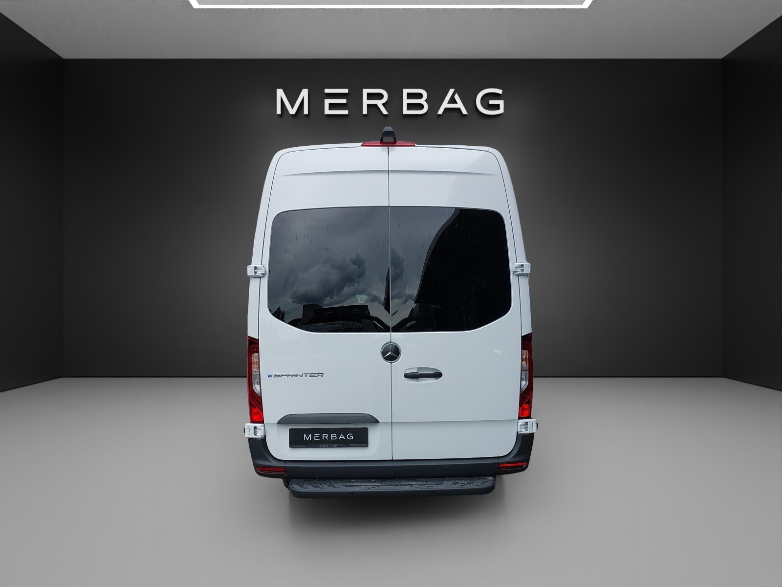 MERCEDES-BENZ eSprinter 420 Select KA 4325mm L-image-2