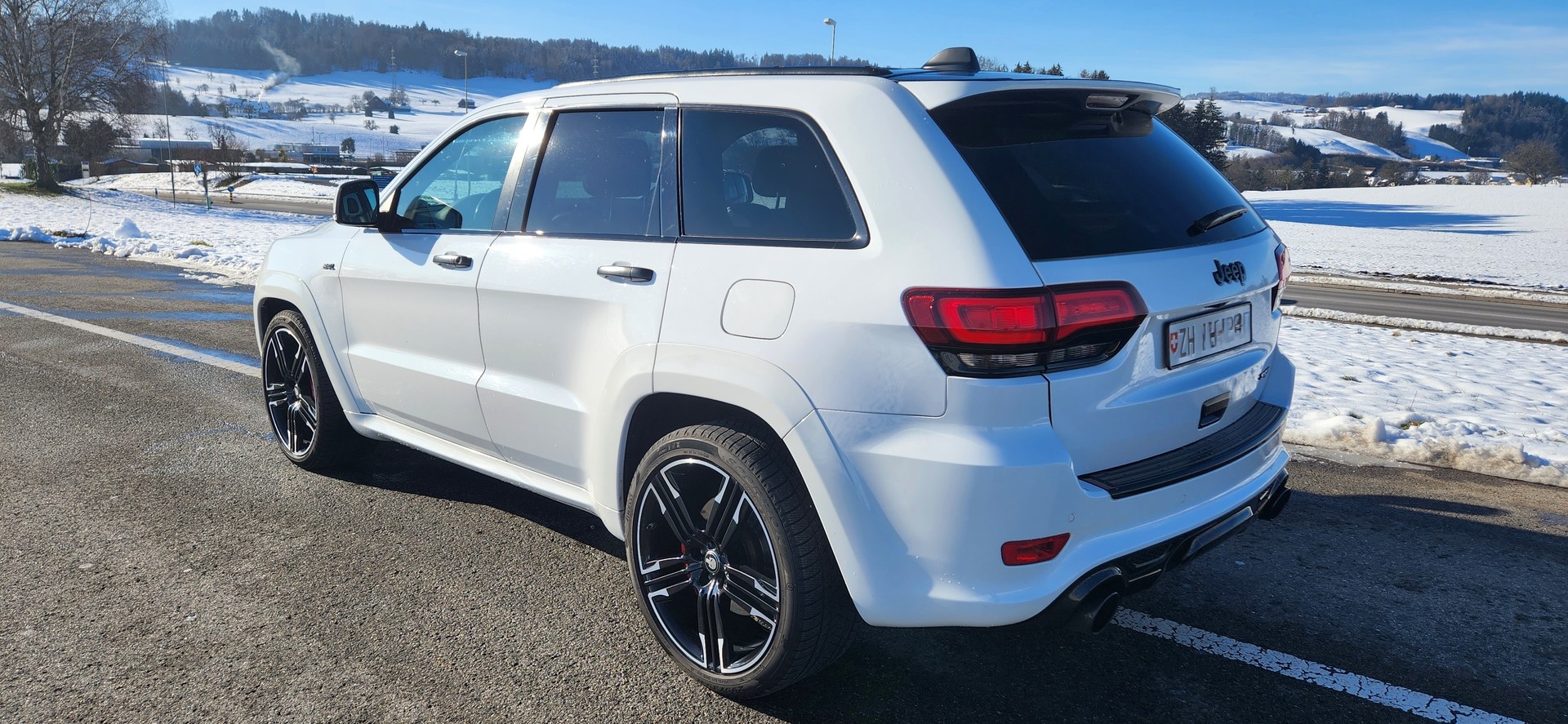 JEEP Grand Cherokee 6.4 V8 HEMI SRT8 Automatic-image-0