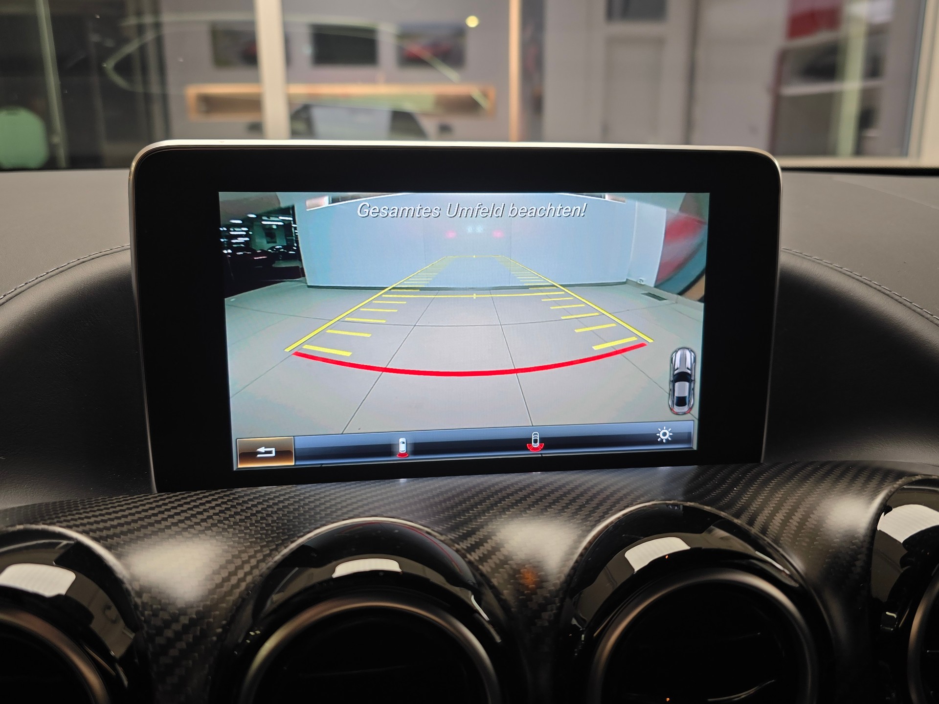 MERCEDES-BENZ AMG GT R Speedshift DCT /// CH Fahrzeug-Gratis-Service ///-image-12