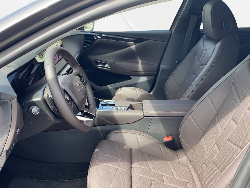 DS AUTOMOBILES DS4 1.6 E-Tense Opéra-image-6