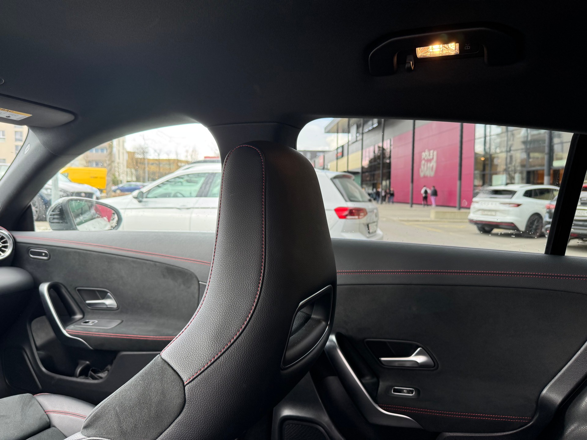 MERCEDES-BENZ CLA Shooting Brake 200 AMG Line 7G-DCT-image-8