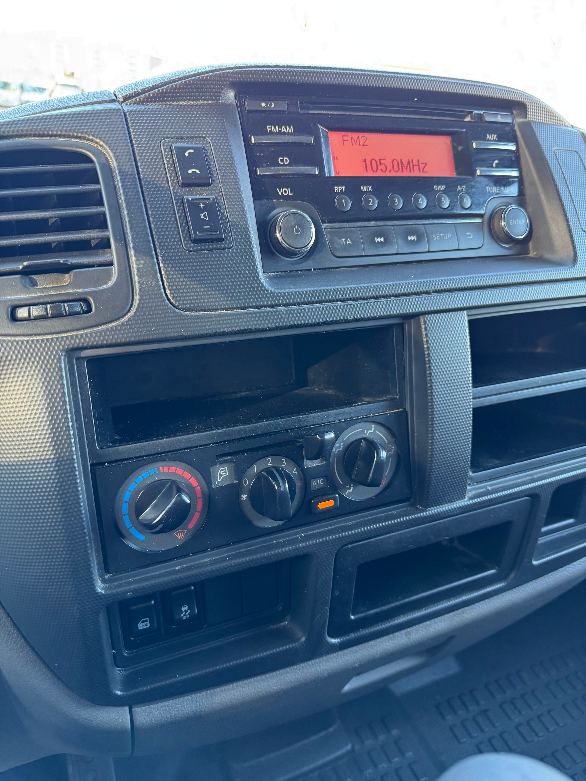 RENAULT Maxity 130.35 Frigo-image-11