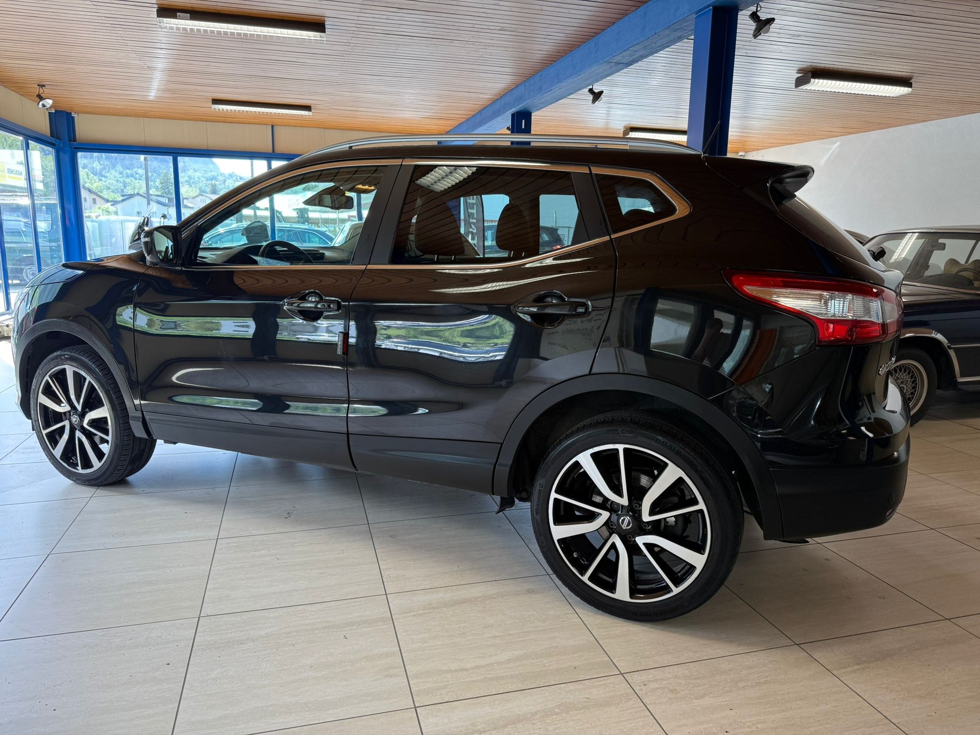 NISSAN Qashqai 1.2 DIG-T Tekna-image-4