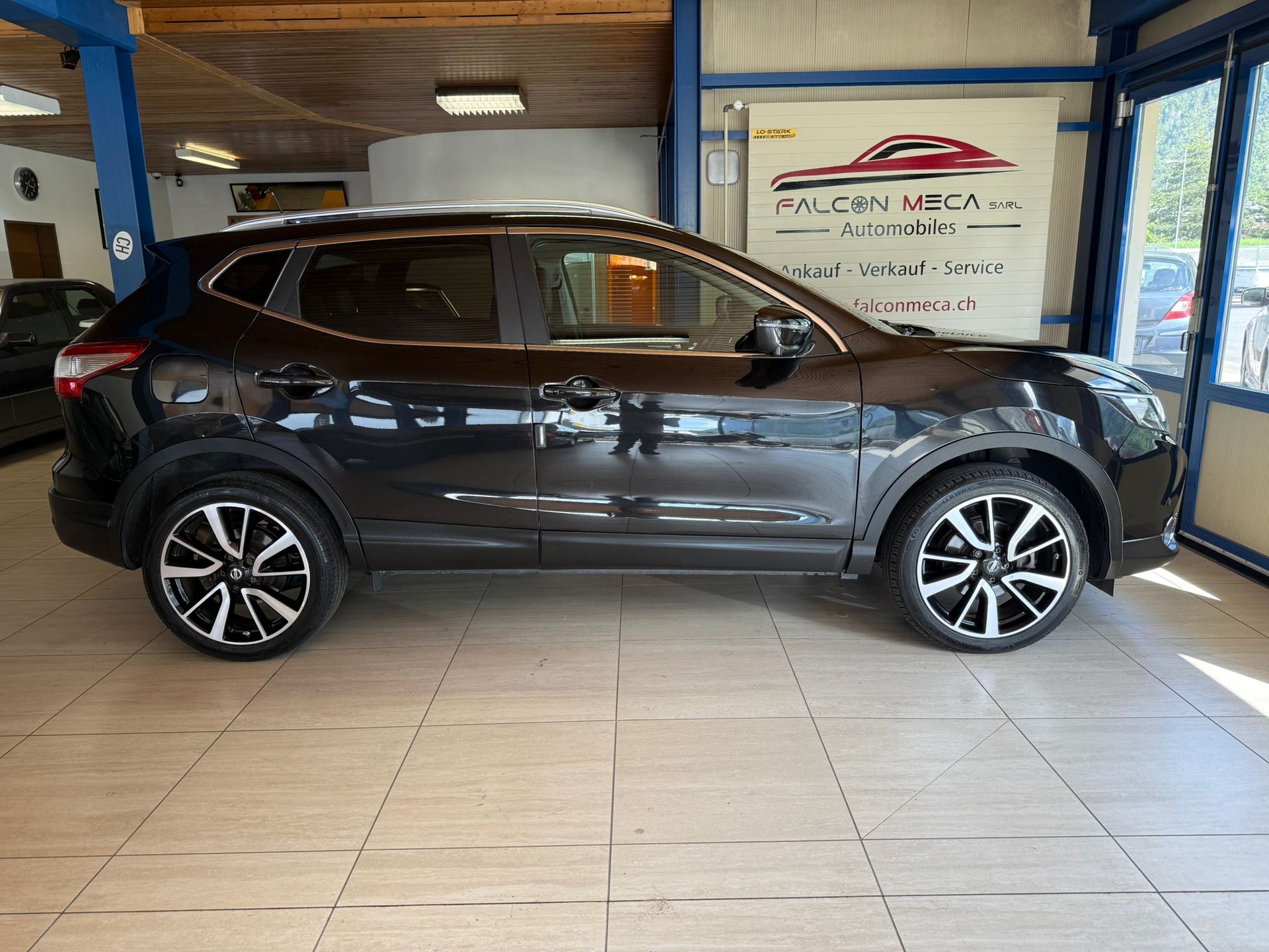 NISSAN Qashqai 1.2 DIG-T Tekna-image-7