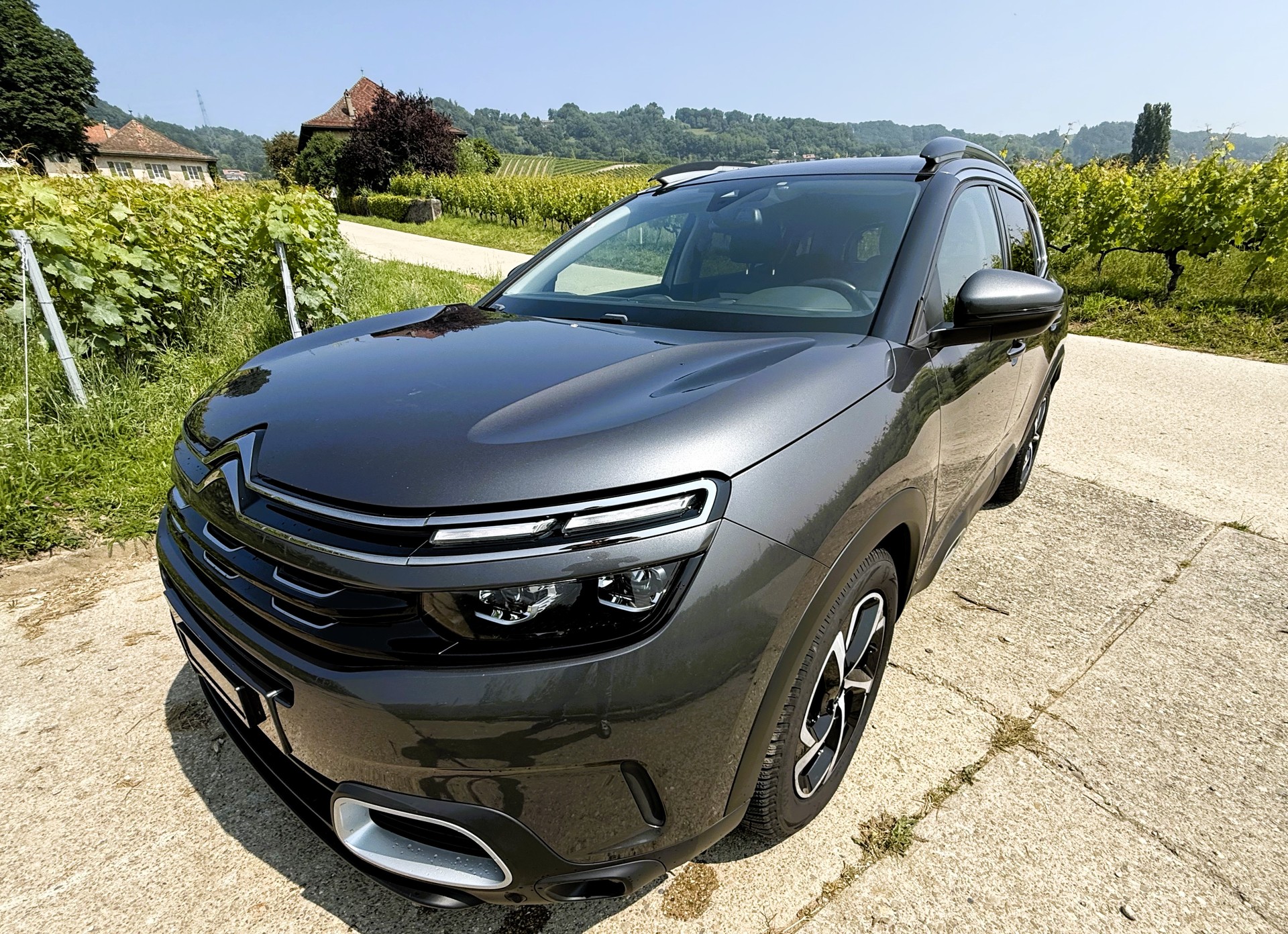 CITROEN C5 Aircross 1.5 BlueHD Shine EAT8-image-1
