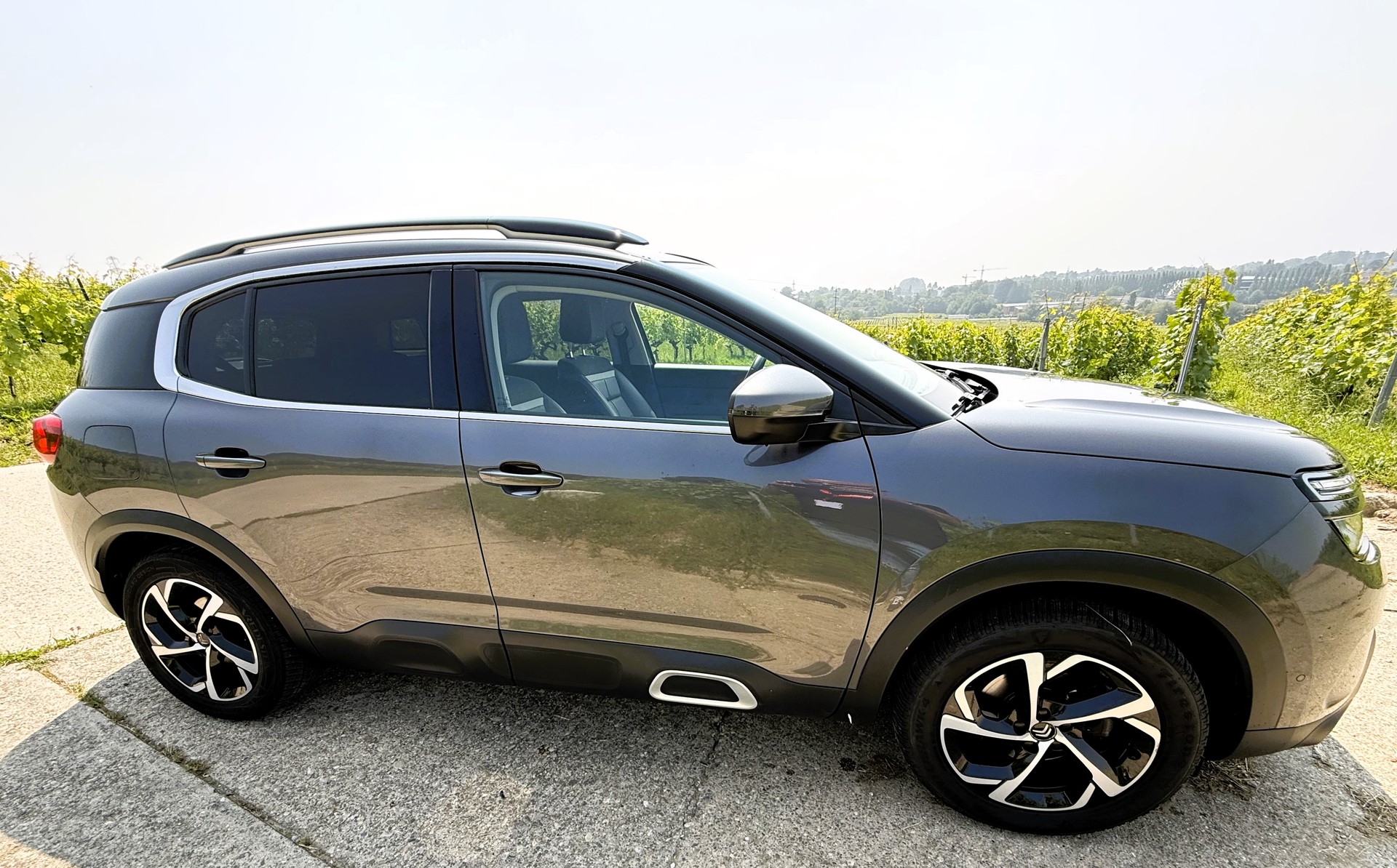 CITROEN C5 Aircross 1.5 BlueHD Shine EAT8-image-4