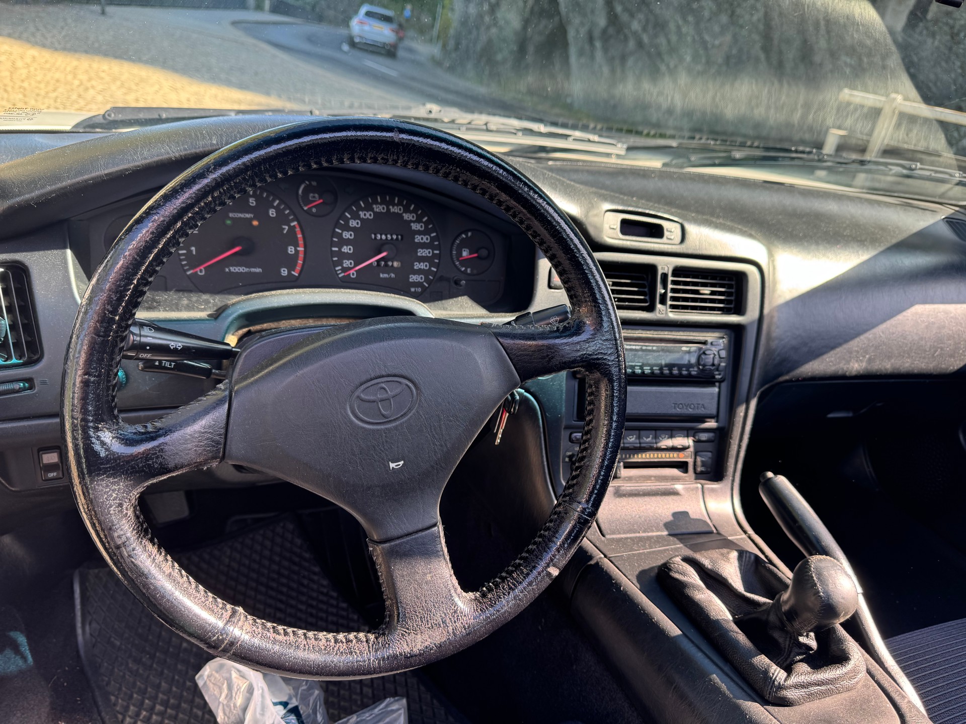 TOYOTA MR2 2.0-image-8