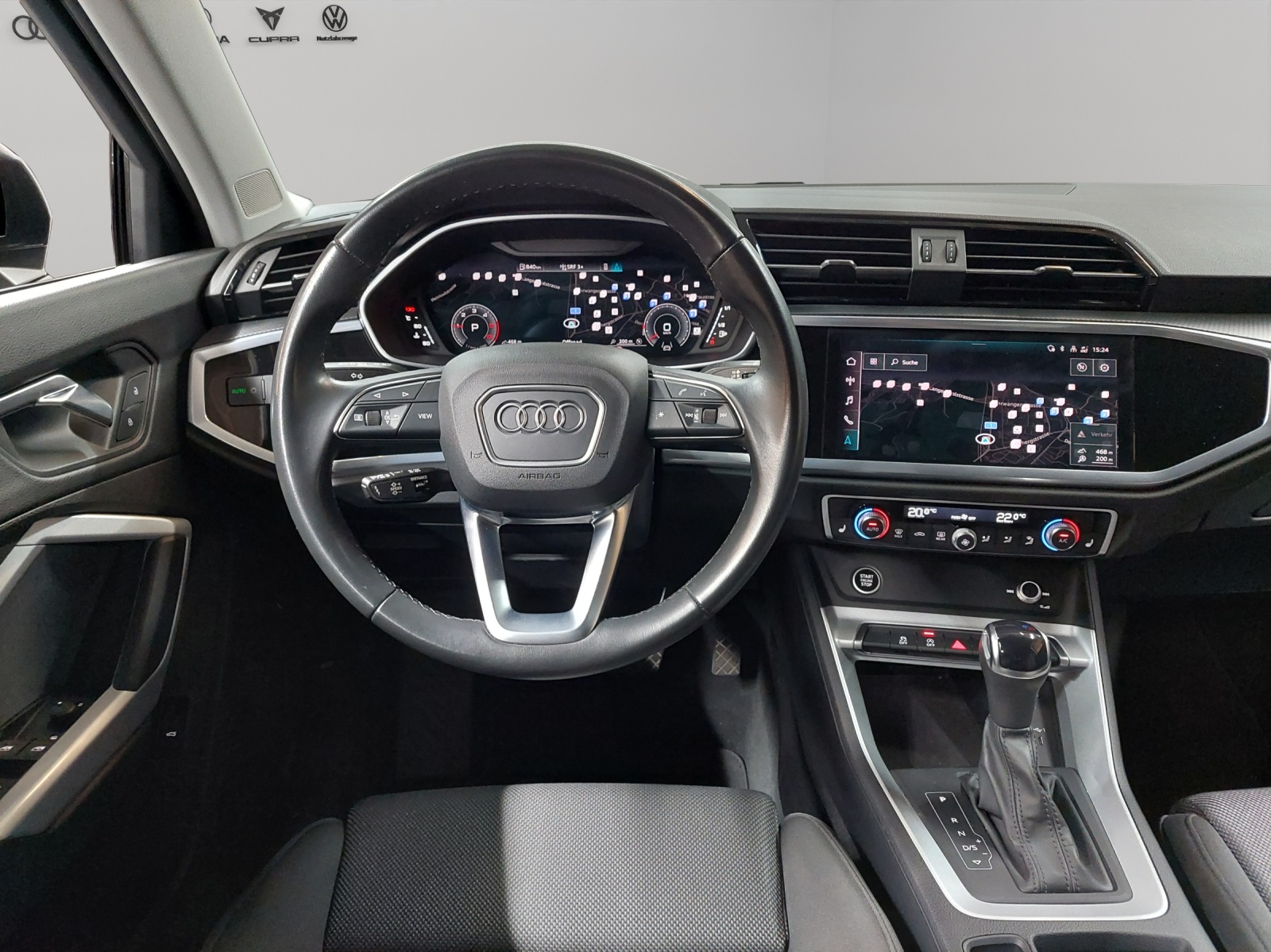 AUDI Q3 35 TDI S line quattro S-tronic-image-6