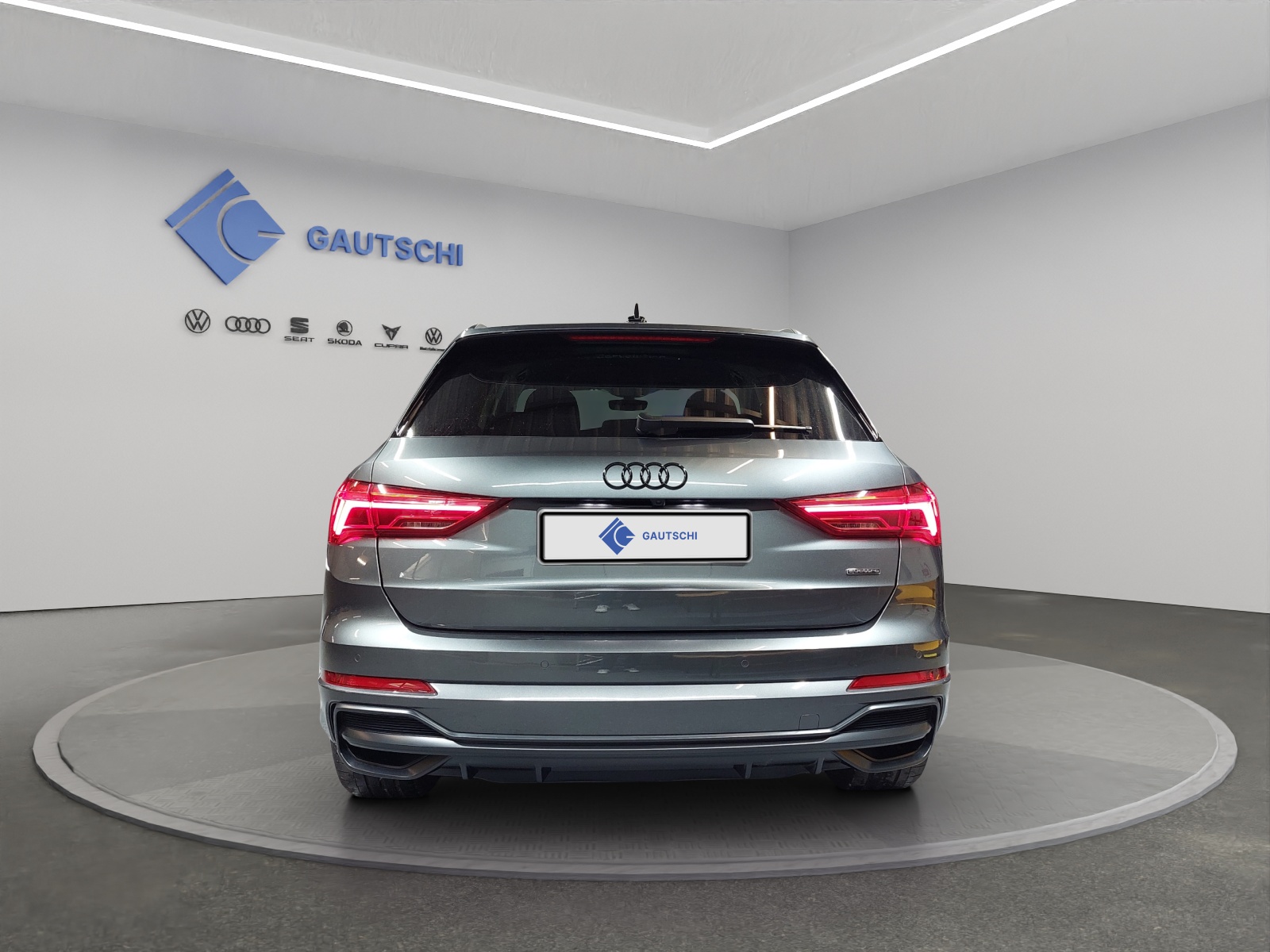 AUDI Q3 35 TDI S line quattro S-tronic-image-3