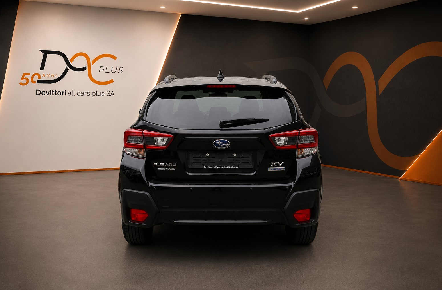 SUBARU XV 2.0i e-Boxer Luxury-image-3