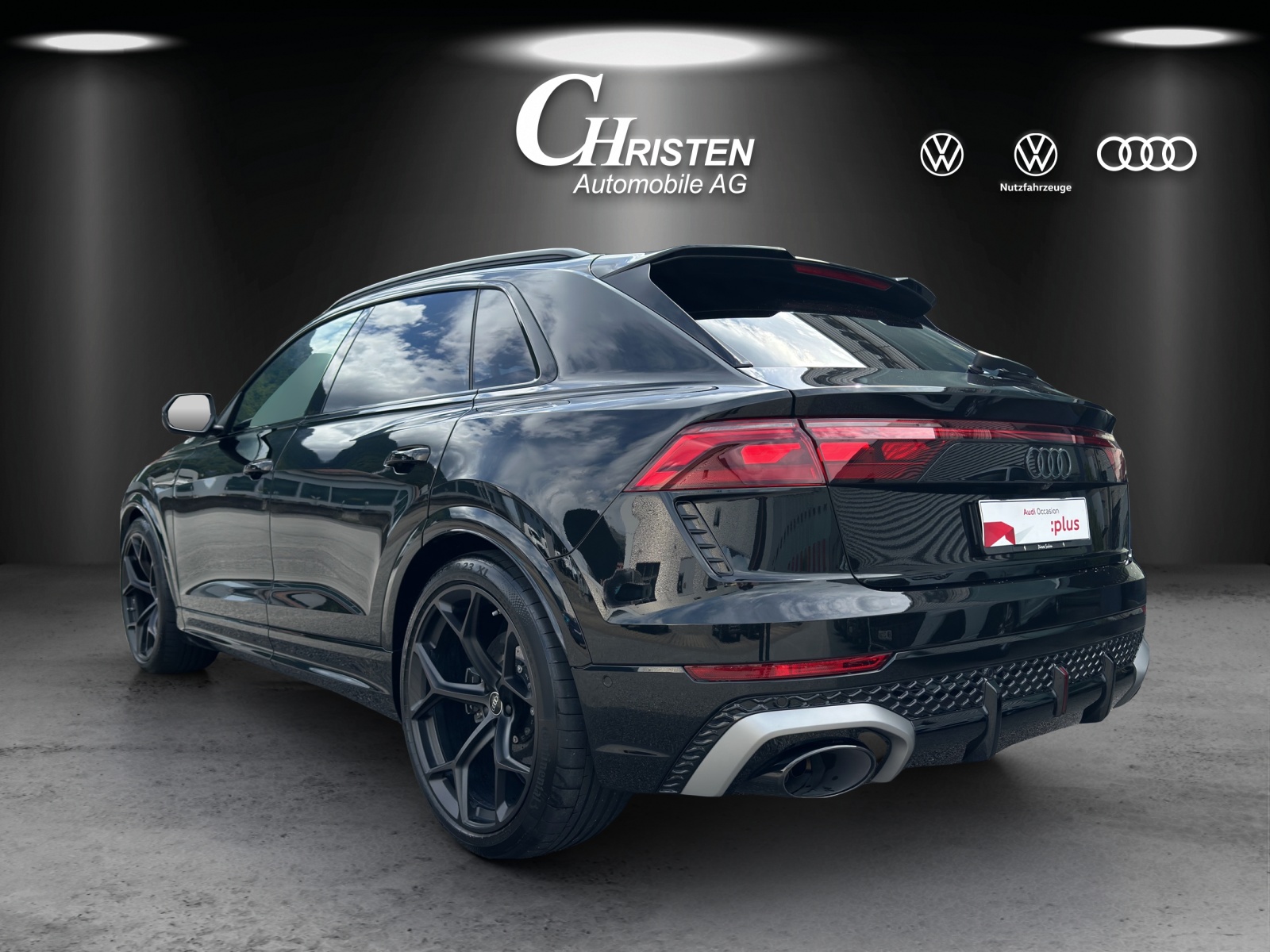 AUDI RSQ8 performance quattro-image-3