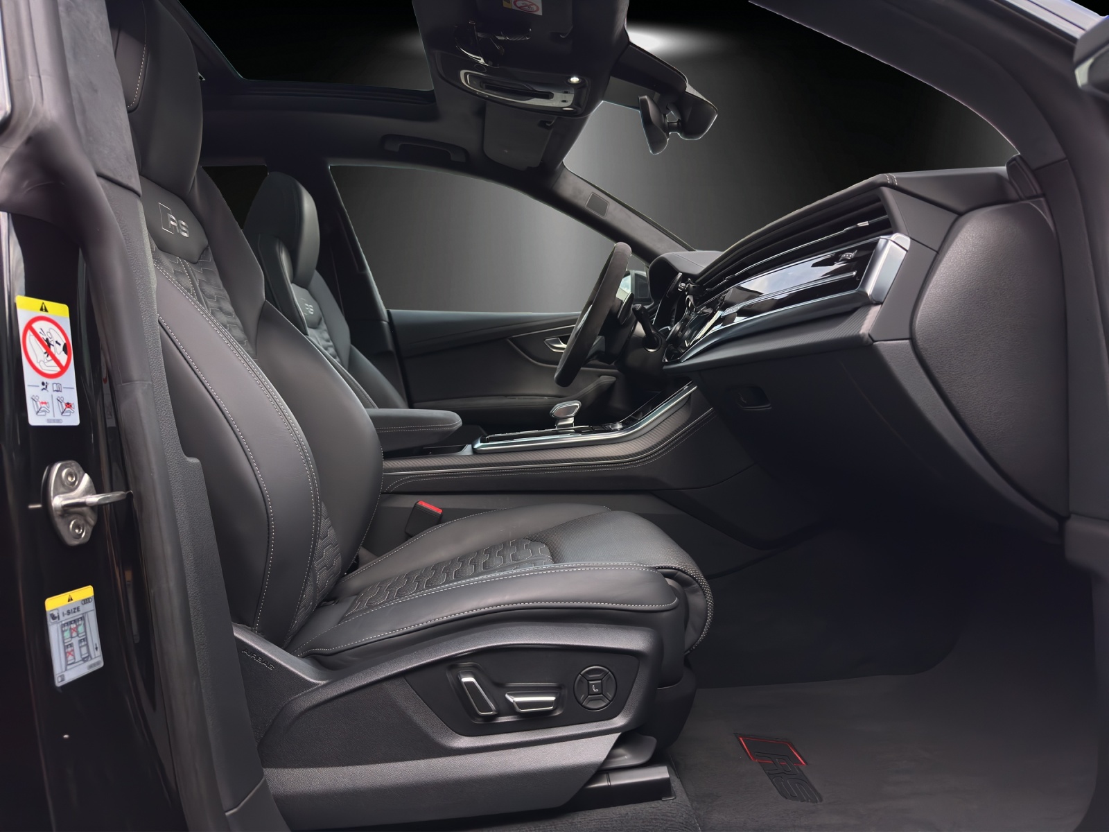 AUDI RSQ8 performance quattro-image-8