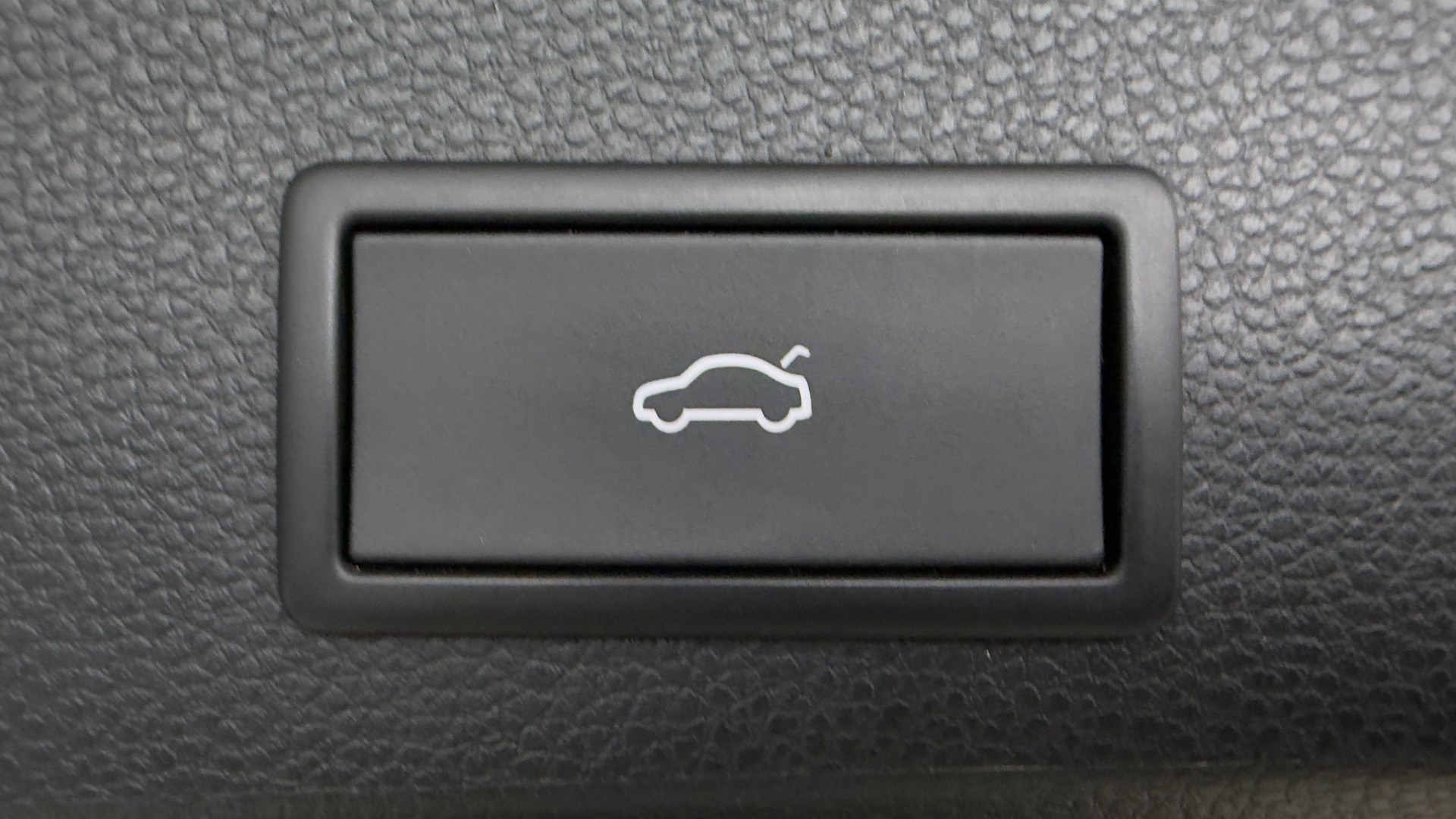 SEAT Ateca 1.5 TSI FR DSG-image-15