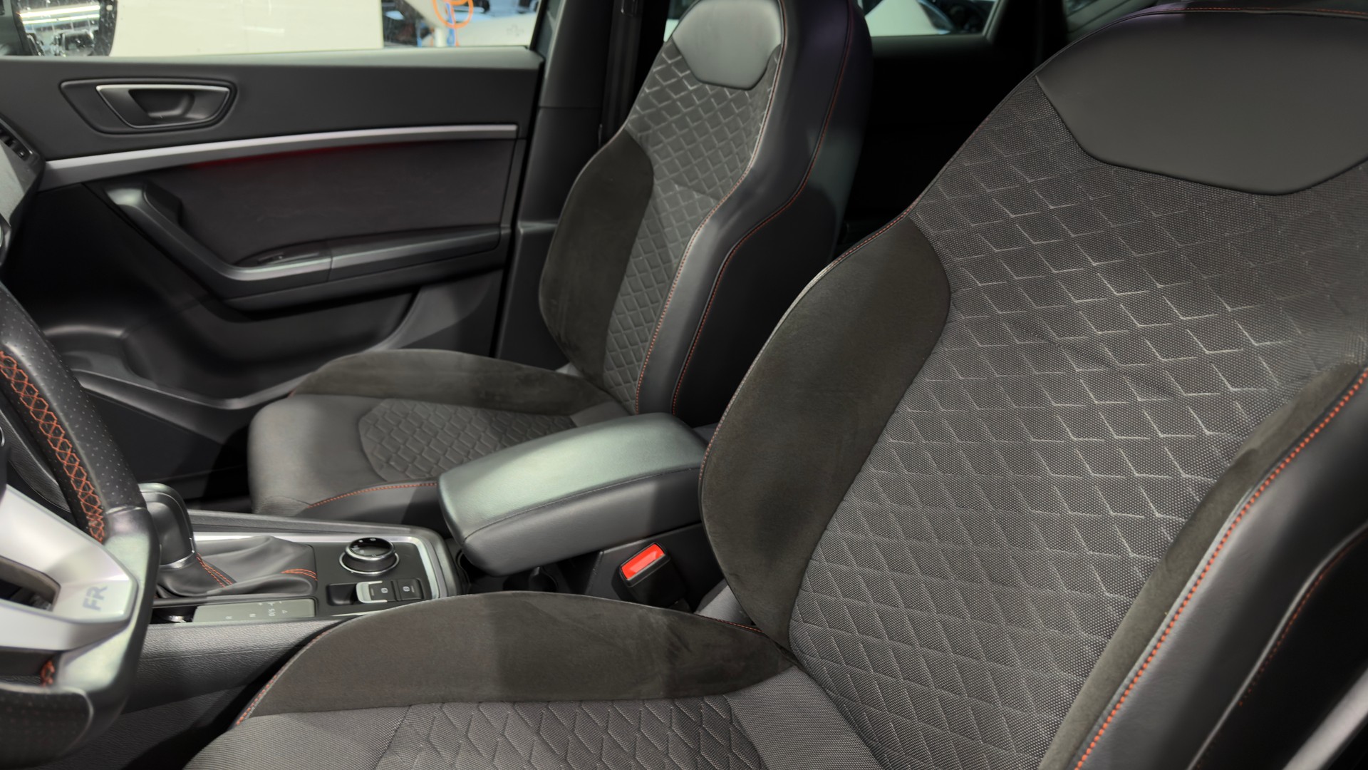 SEAT Ateca 1.5 TSI FR DSG-image-11