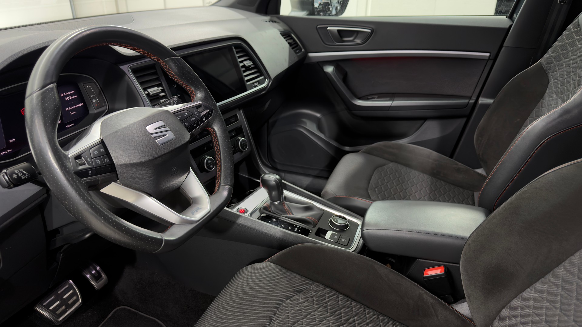 SEAT Ateca 1.5 TSI FR DSG-image-3