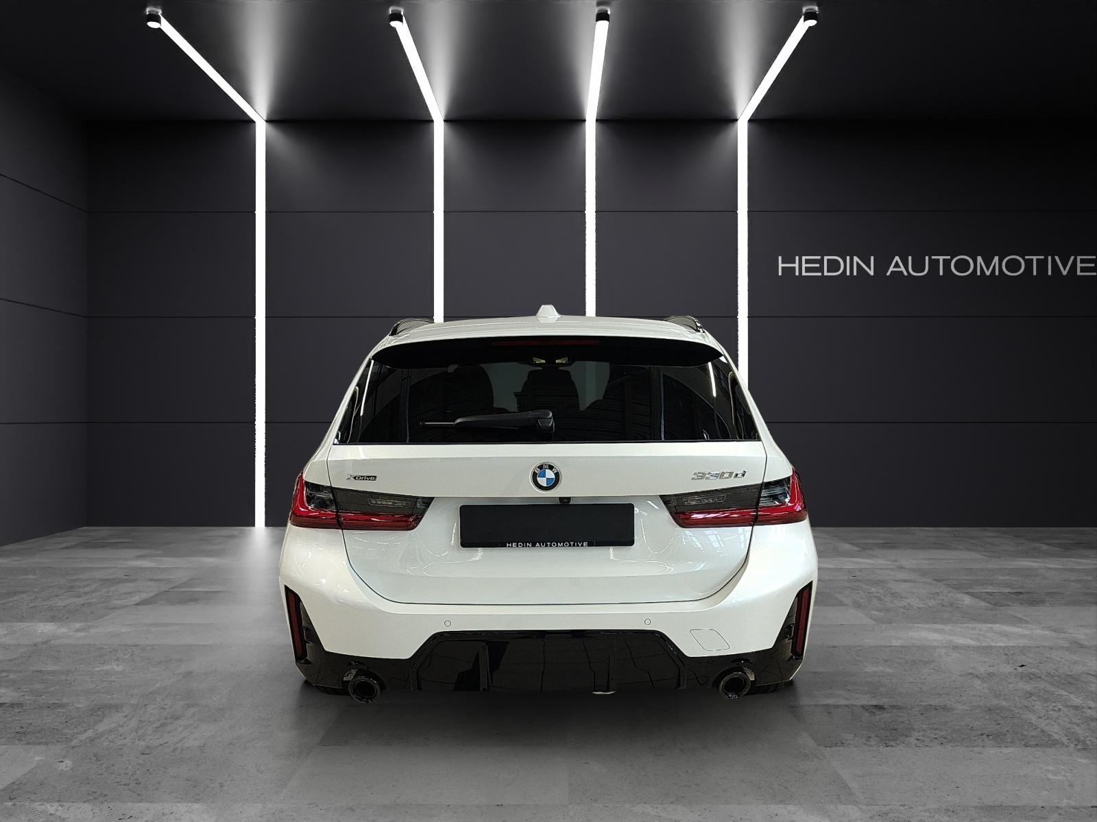 BMW 330d xDrive SAG Touring-image-11