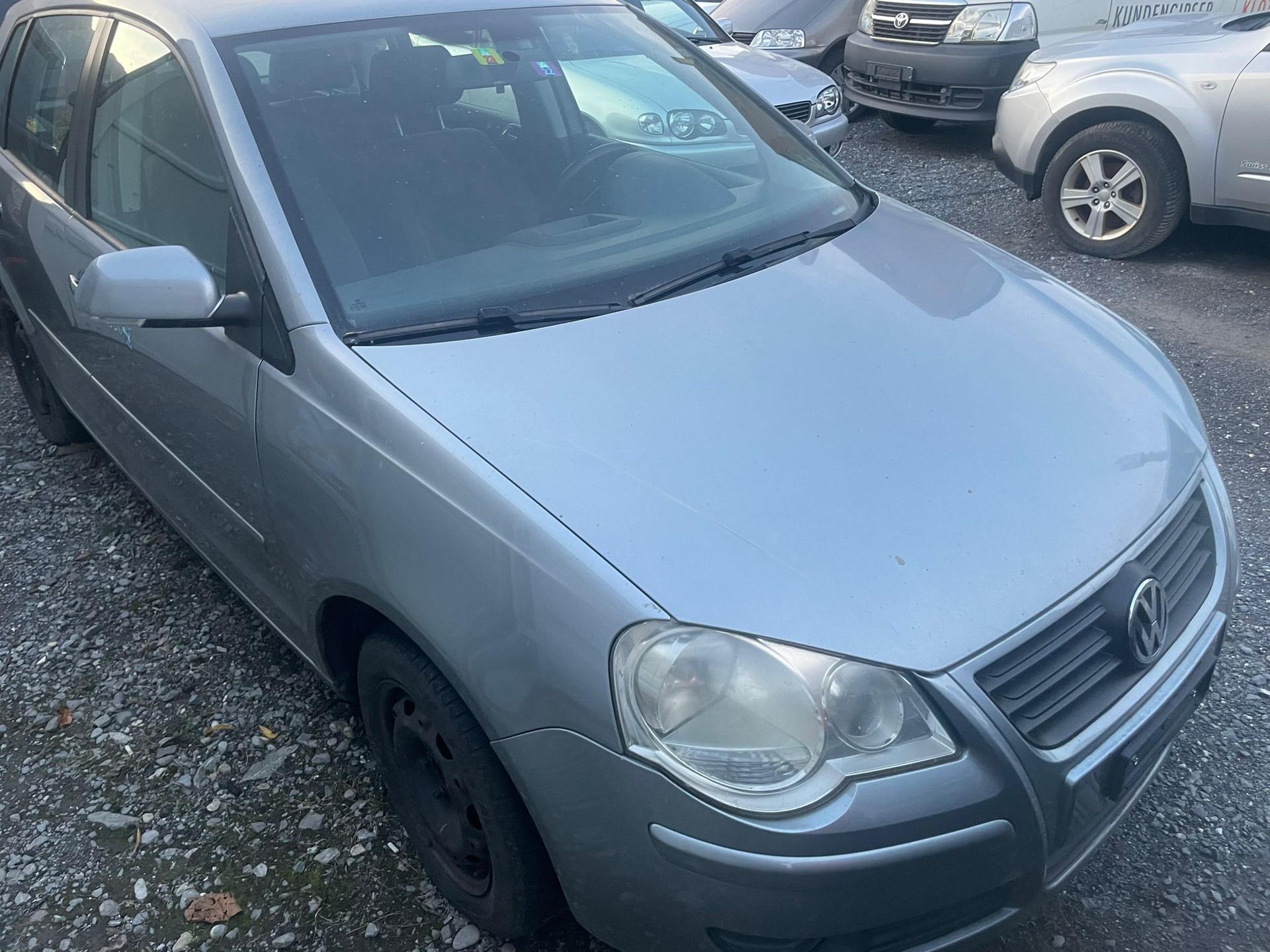 VW Polo 1.4 16V Comfortline-image-9