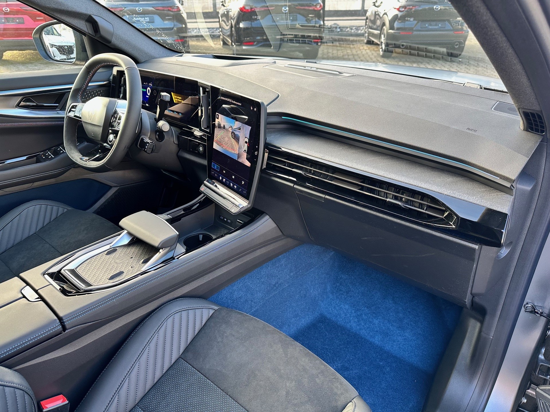 RENAULT Rafale 1.2 E-Tech Plug-in Hybrid 300 4x4 Atelier Alpine-image-5
