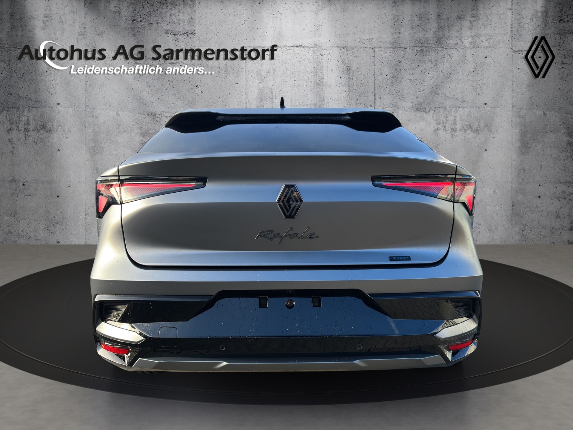 RENAULT Rafale 1.2 E-Tech Plug-in Hybrid 300 4x4 Atelier Alpine-image-4